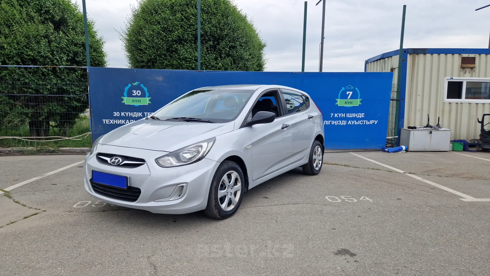 Hyundai Accent 2012