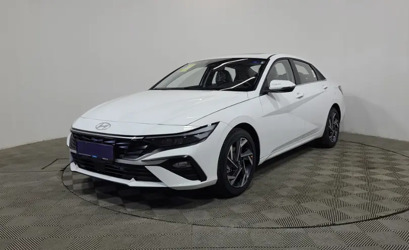 Hyundai Elantra 2023 года за 8 950 000 тг. в Алматы