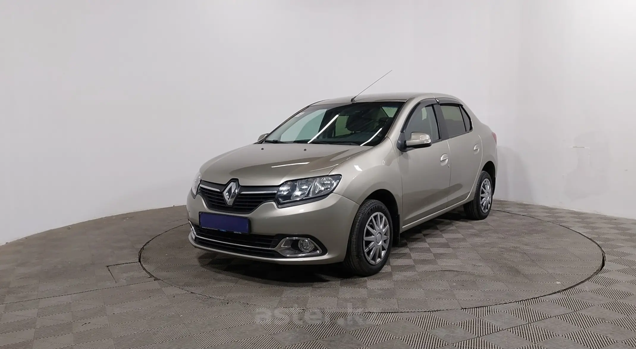 Renault Logan 2016