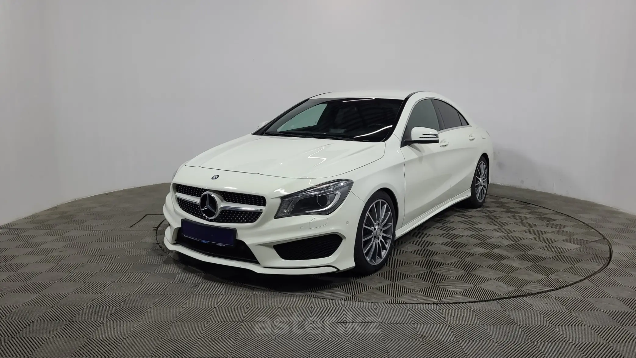 Mercedes-Benz CLA 2013