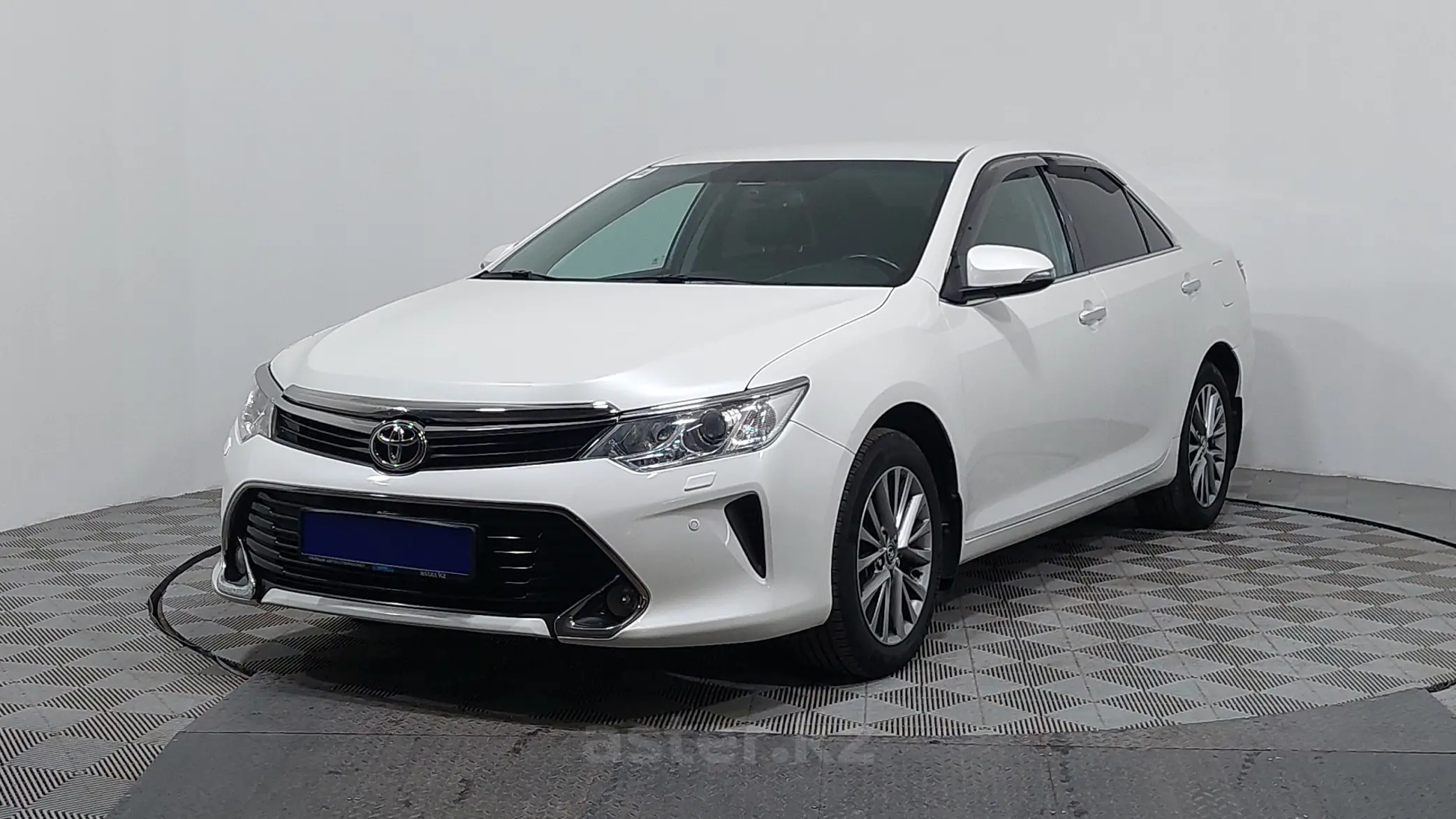 Toyota Camry 2016