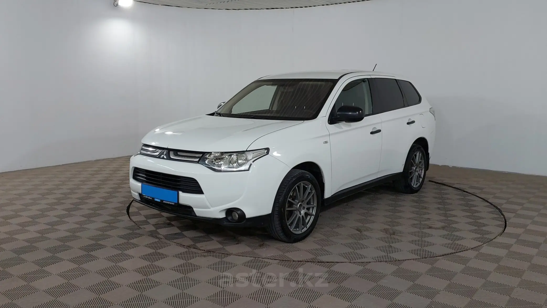 Mitsubishi Outlander 2012