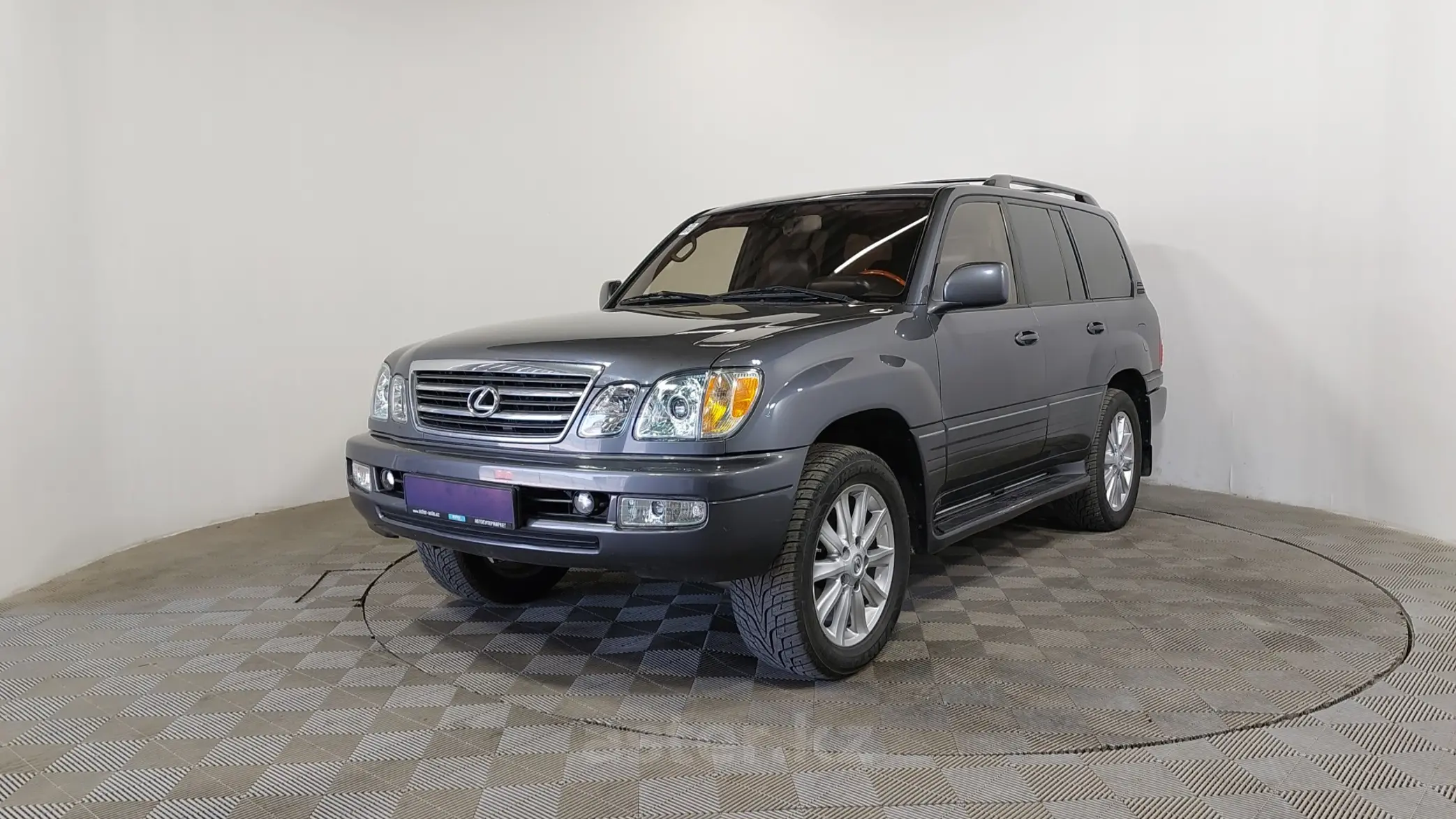 Lexus LX 2003