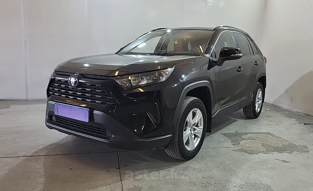 Купить Toyota RAV4 2019 года в Усть-Каменогорске, цена 15310000 тенге.  Продажа Toyota RAV4 в Усть-Каменогорске - Aster.kz. №283624