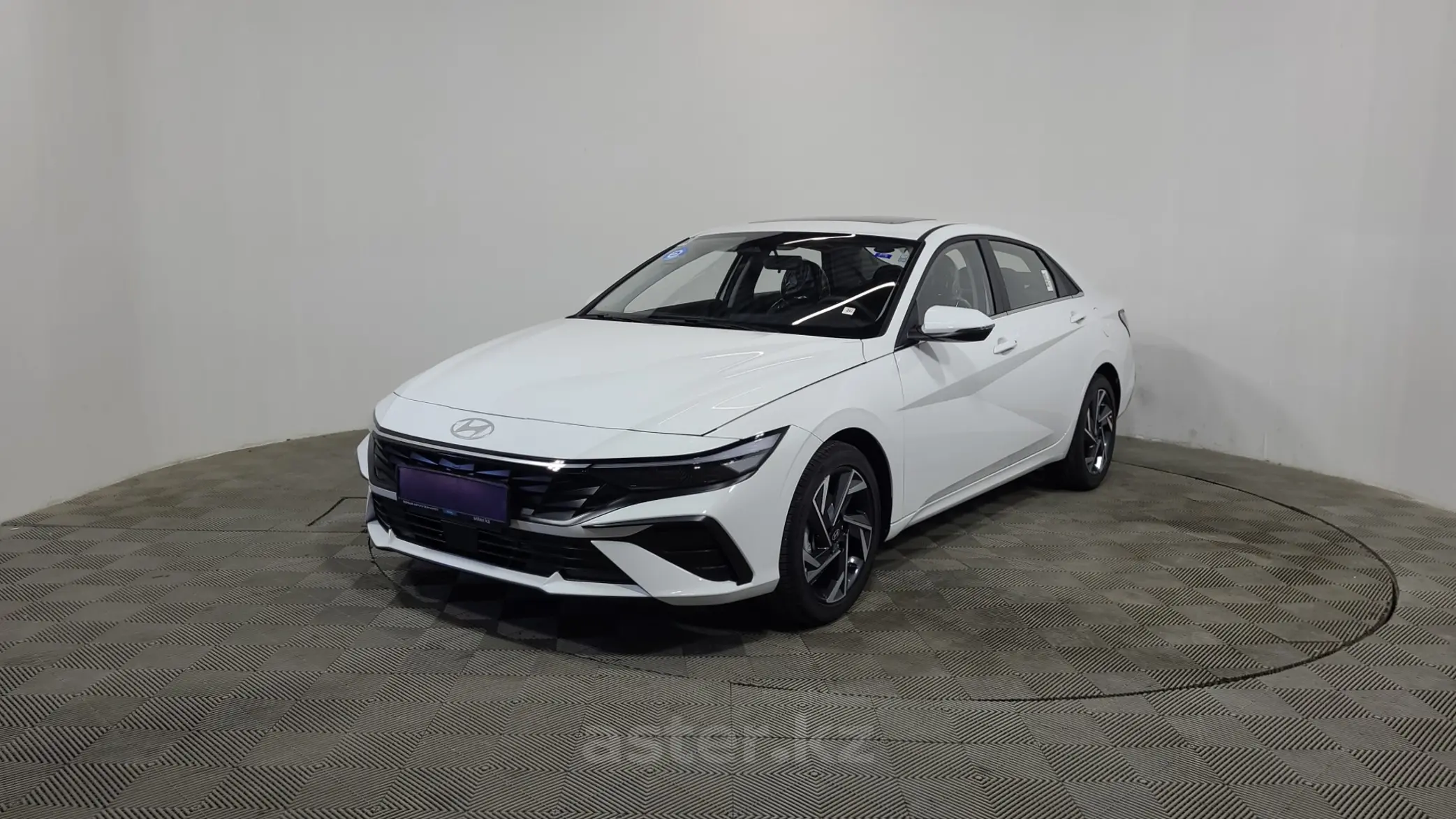 Hyundai Elantra 2023