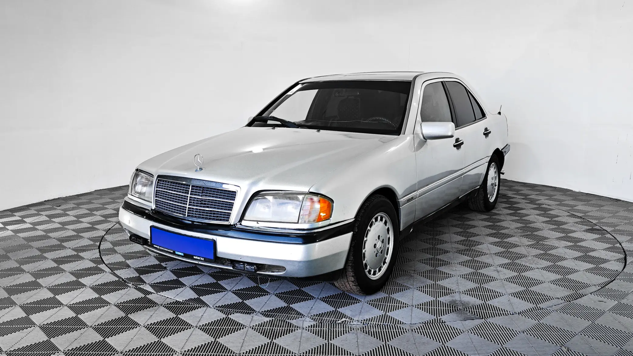 Mercedes-Benz C-Класс 1993