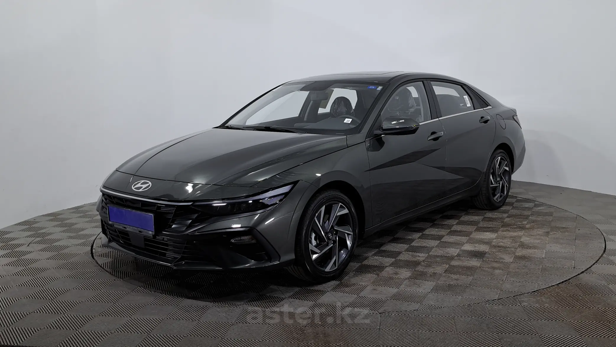 Hyundai Elantra 2023