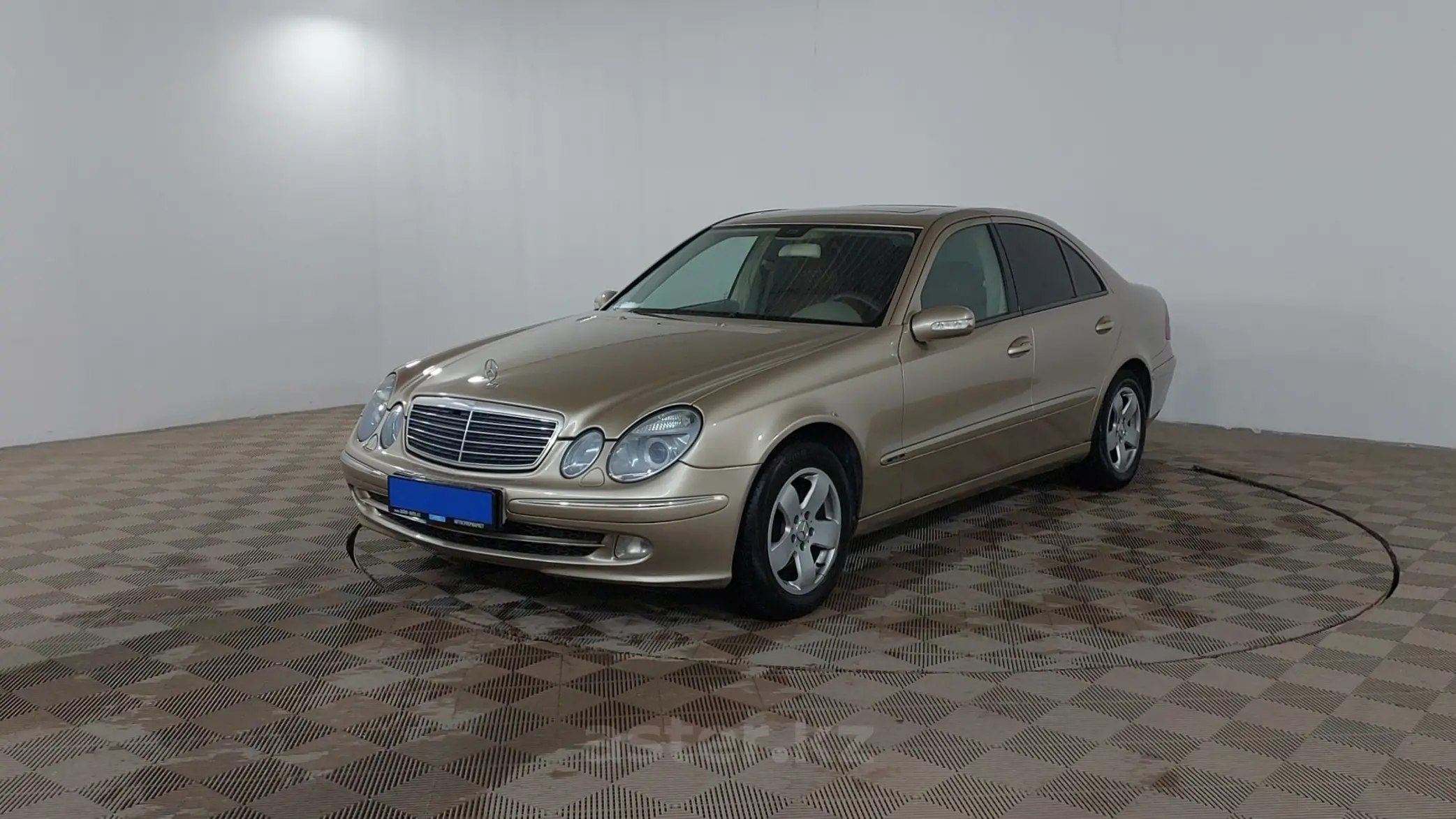 Mercedes-Benz E-Класс 2003