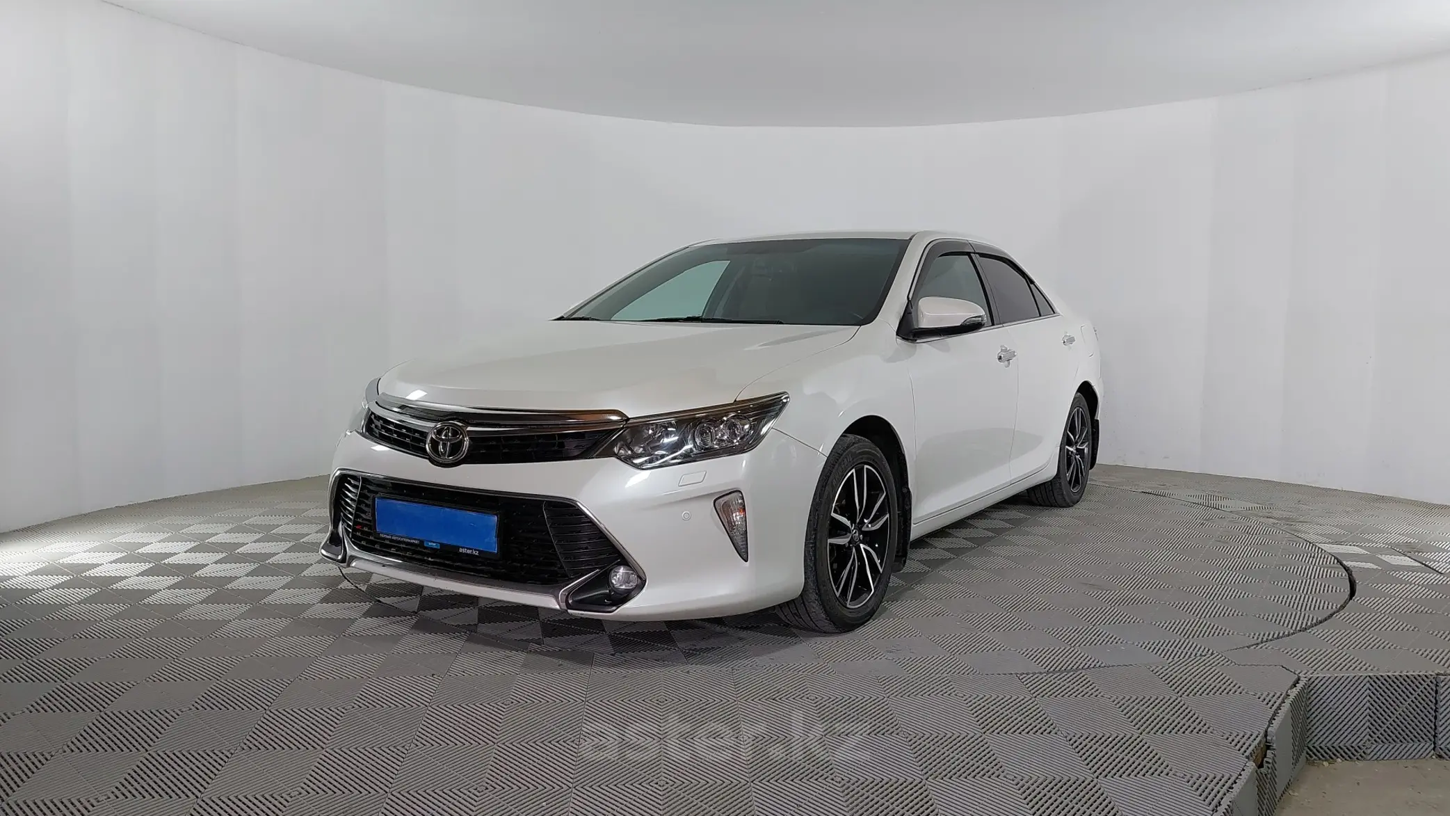 Toyota Camry 2017