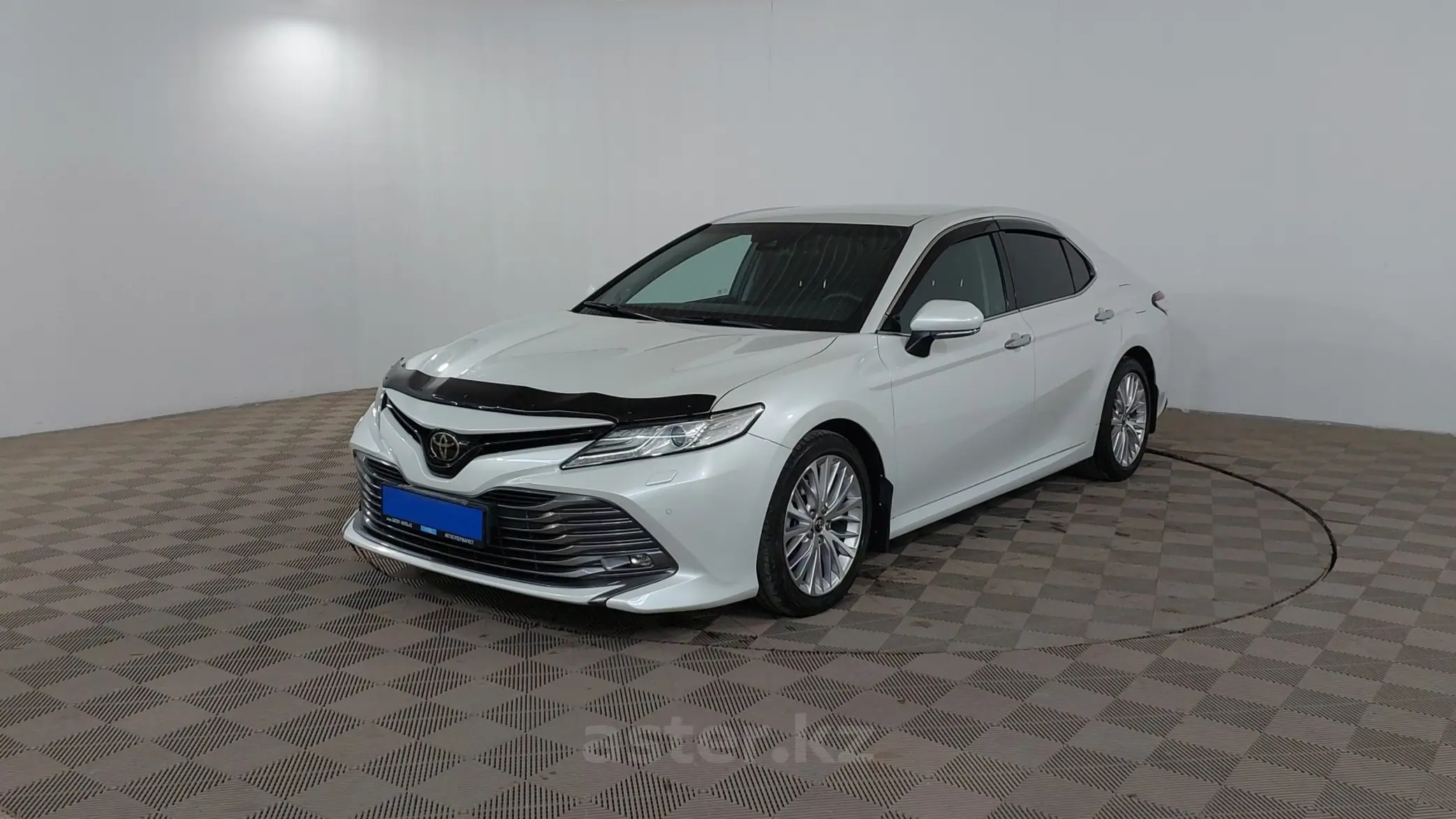 Toyota Camry 2019