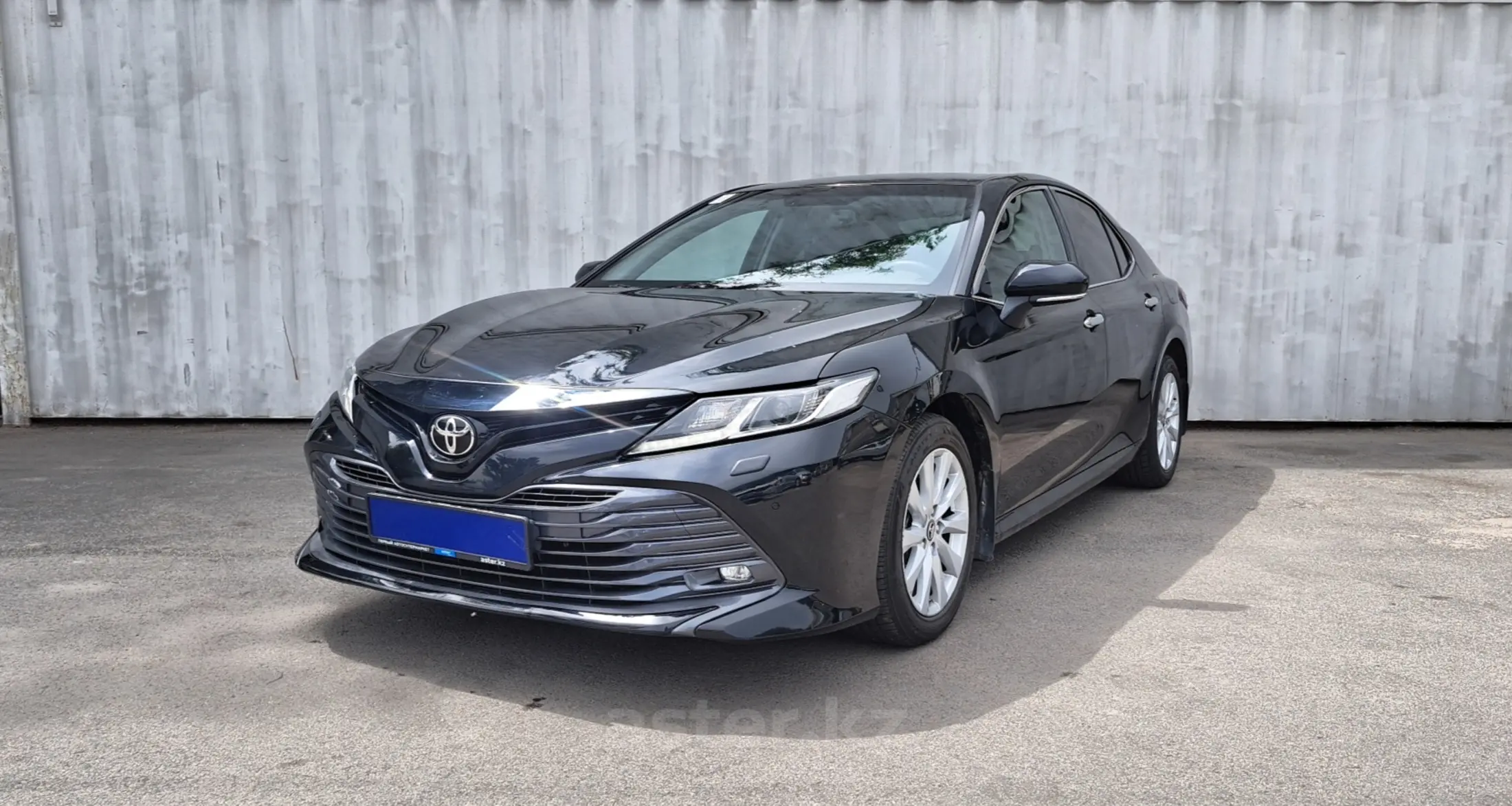 Toyota Camry 2019