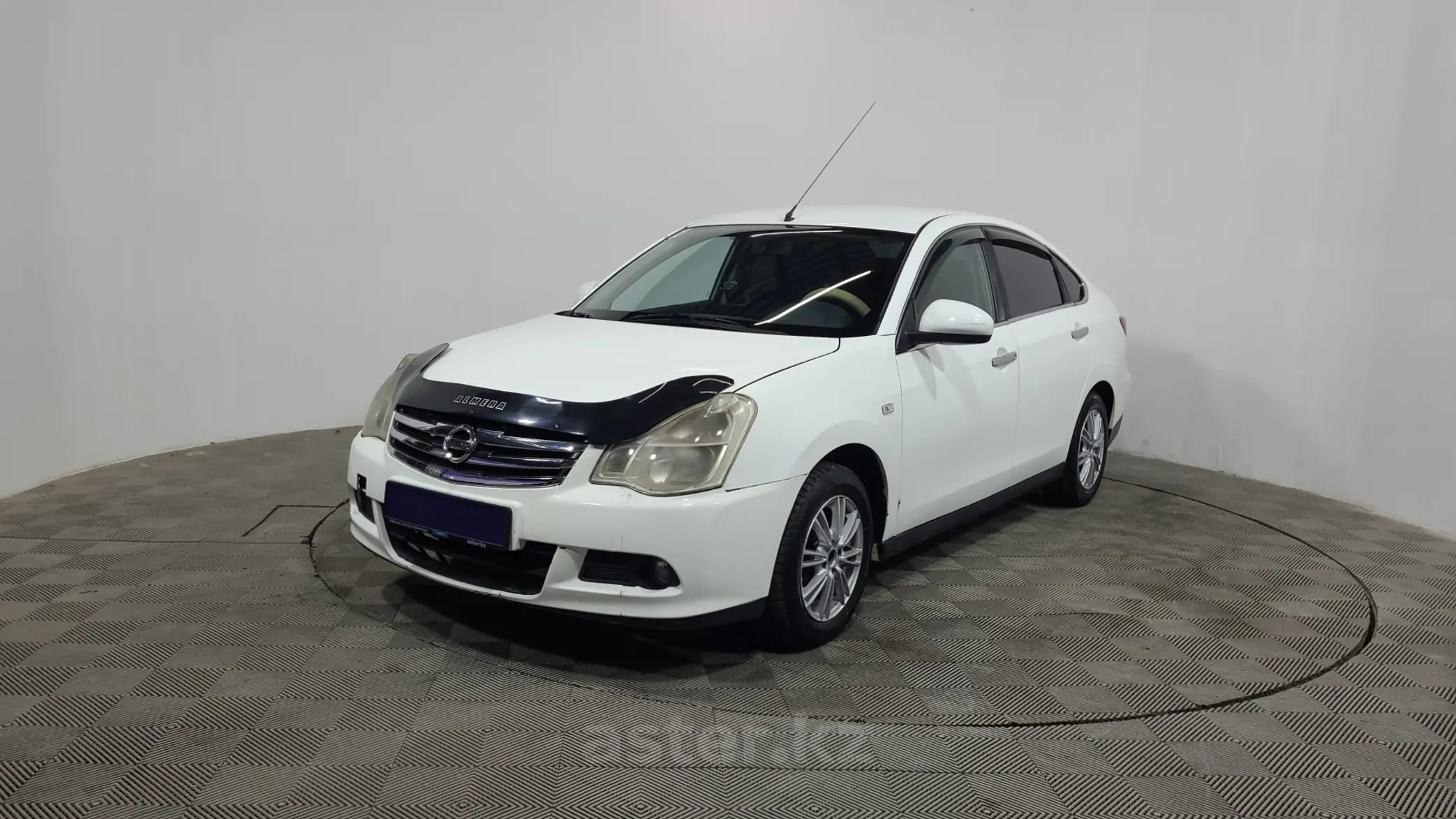 Nissan Almera 2014