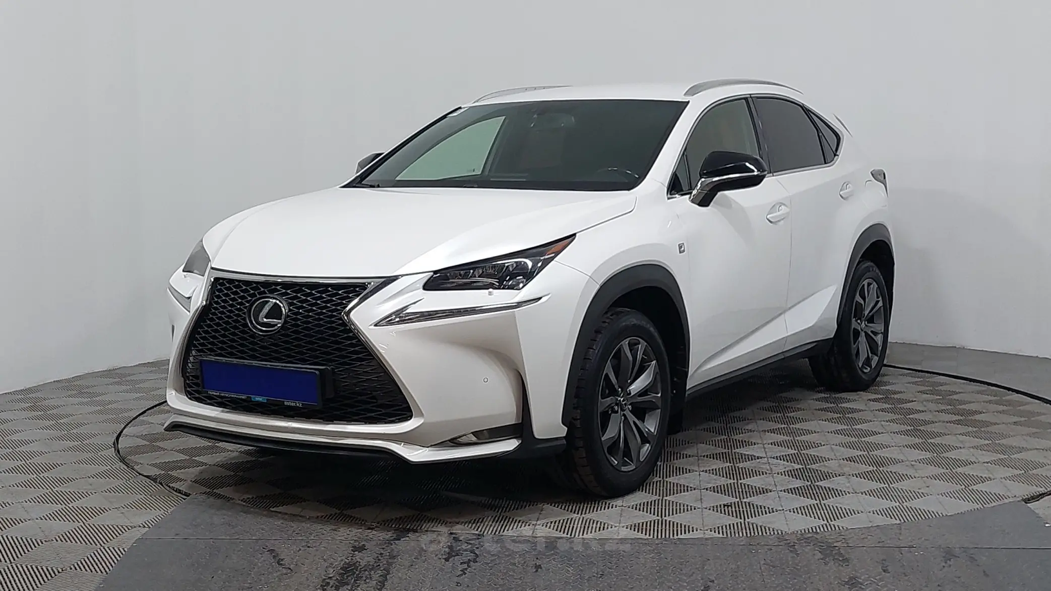 Lexus NX 2015