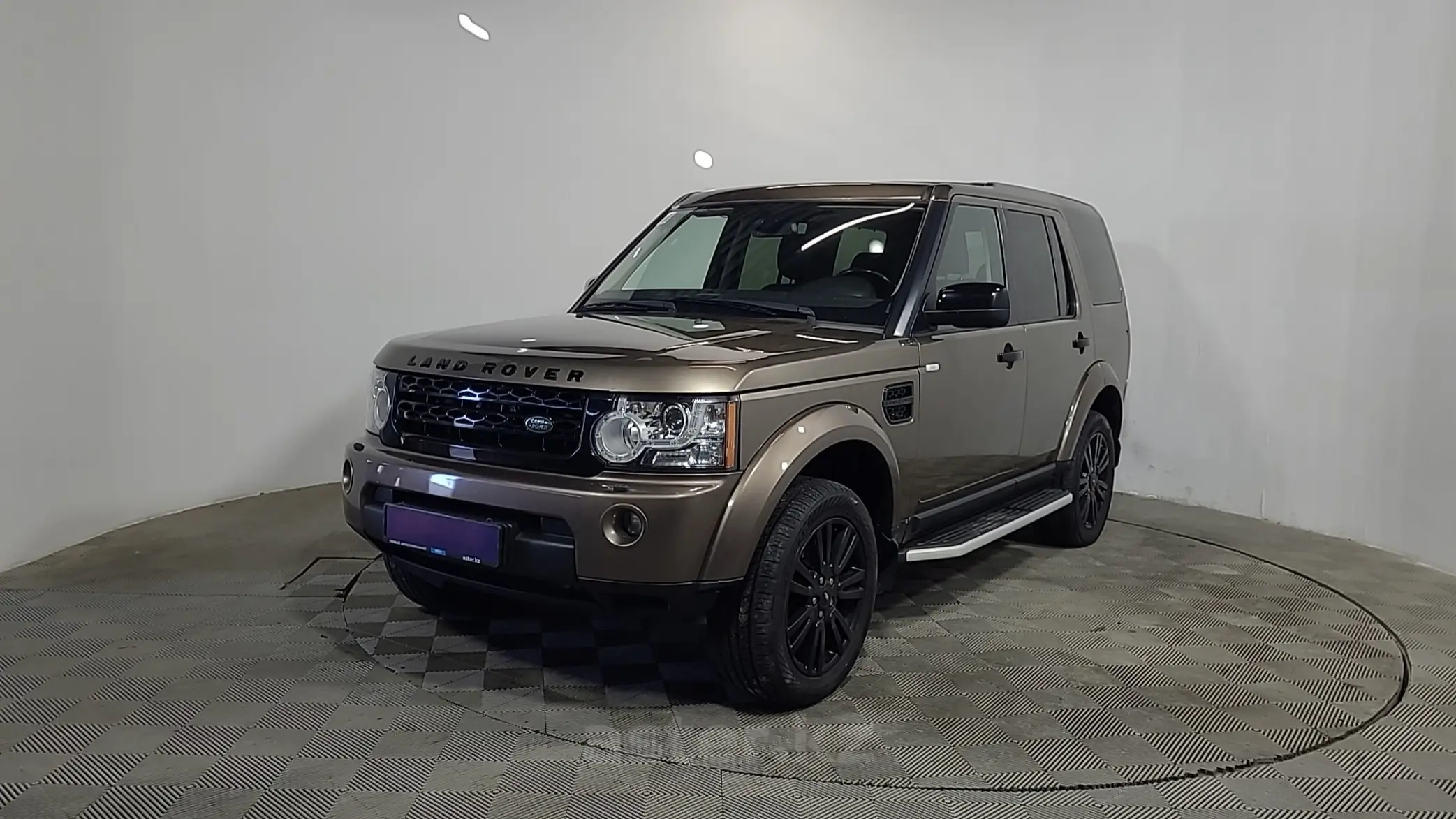 Land Rover Discovery 2013