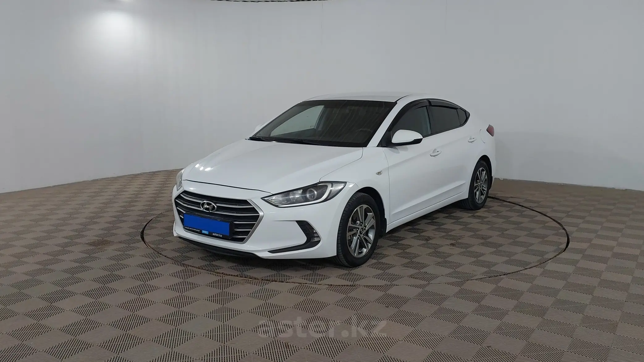 Hyundai Elantra 2018