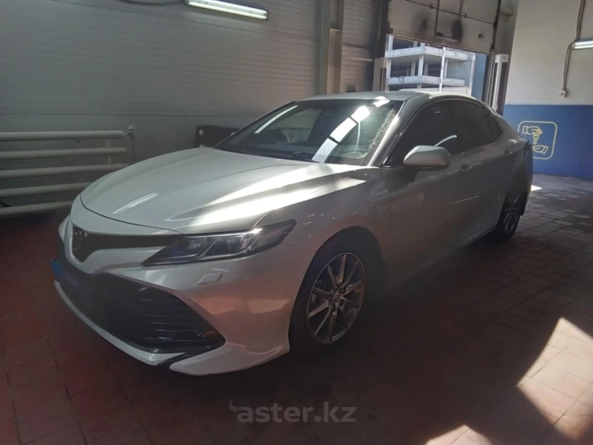 Toyota Camry 2019