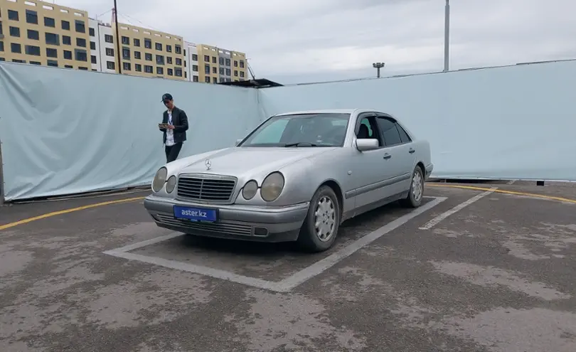 Mercedes-Benz E-Класс 1998 года за 3 000 000 тг. в Алматы
