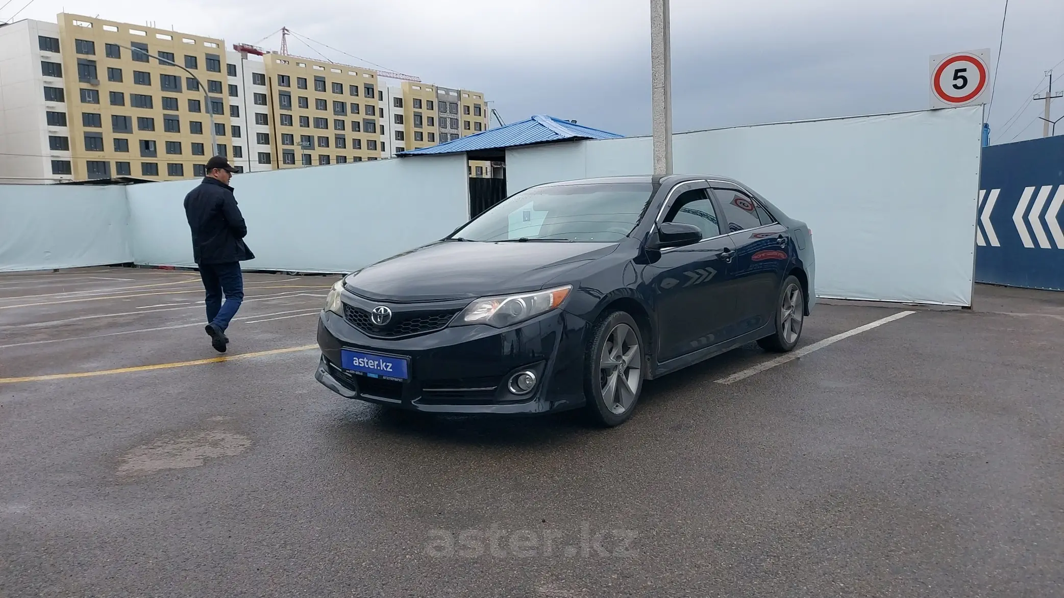 Toyota Camry 2012