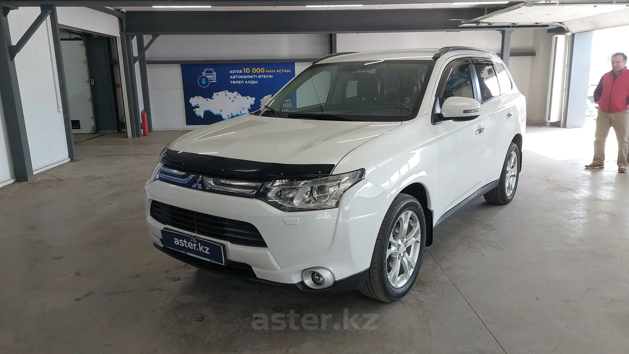 Mitsubishi Outlander 2013