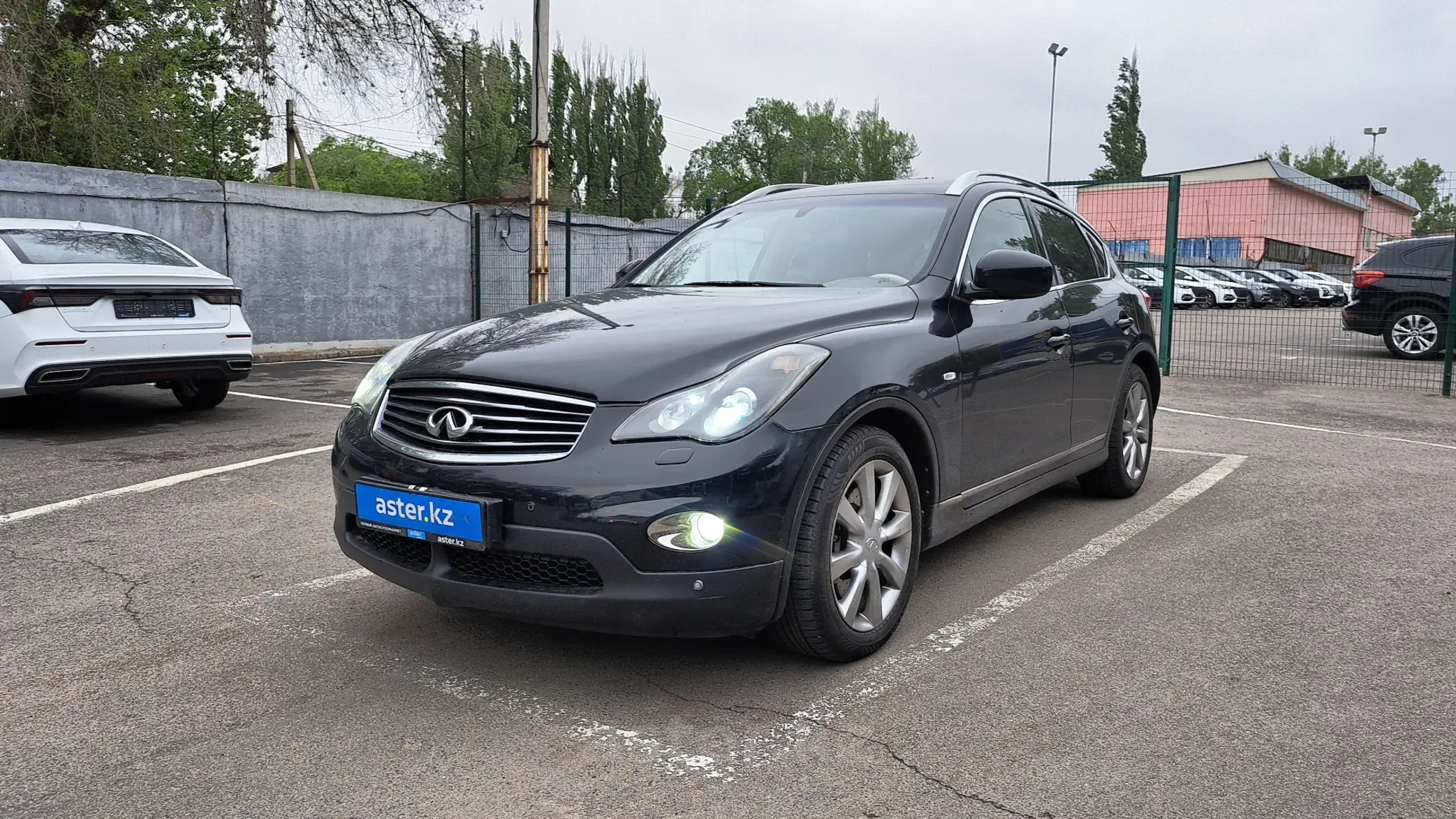 Infiniti EX 2010