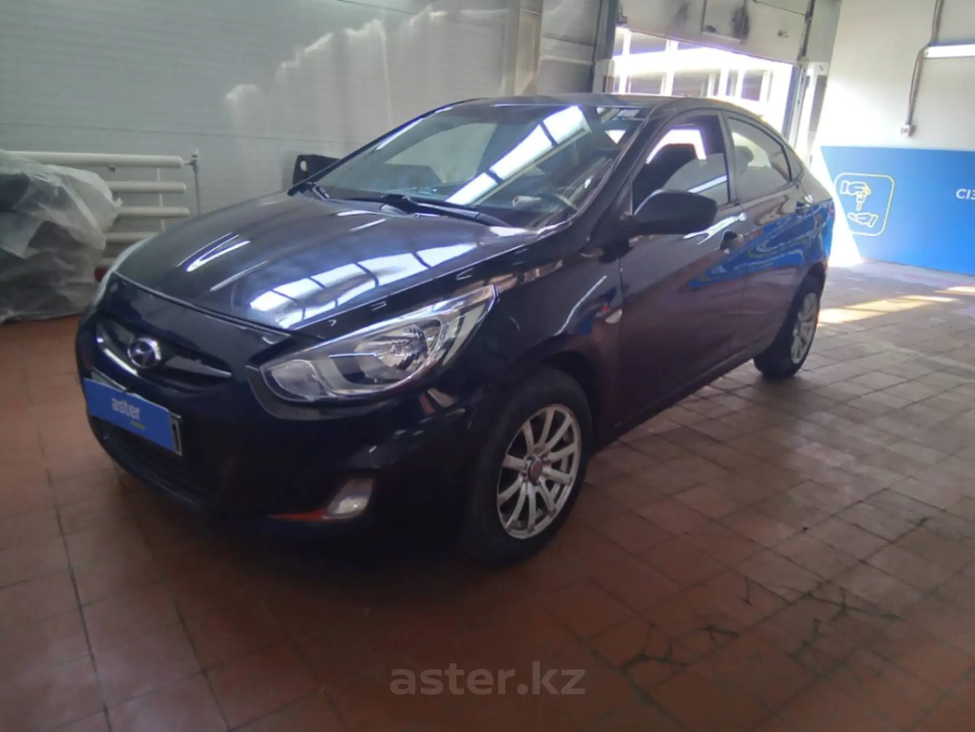 Hyundai Accent 2013