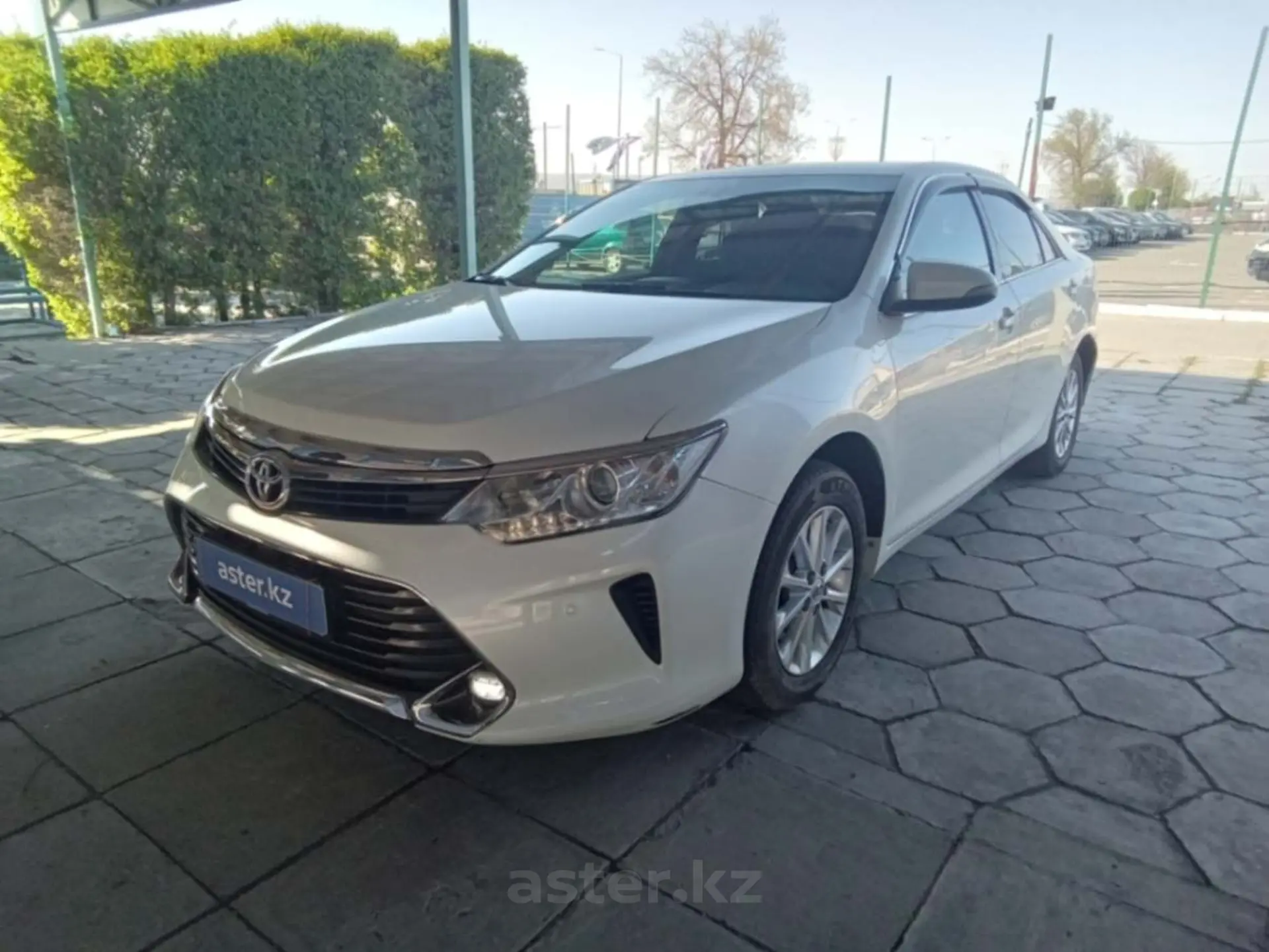 Toyota Camry 2017