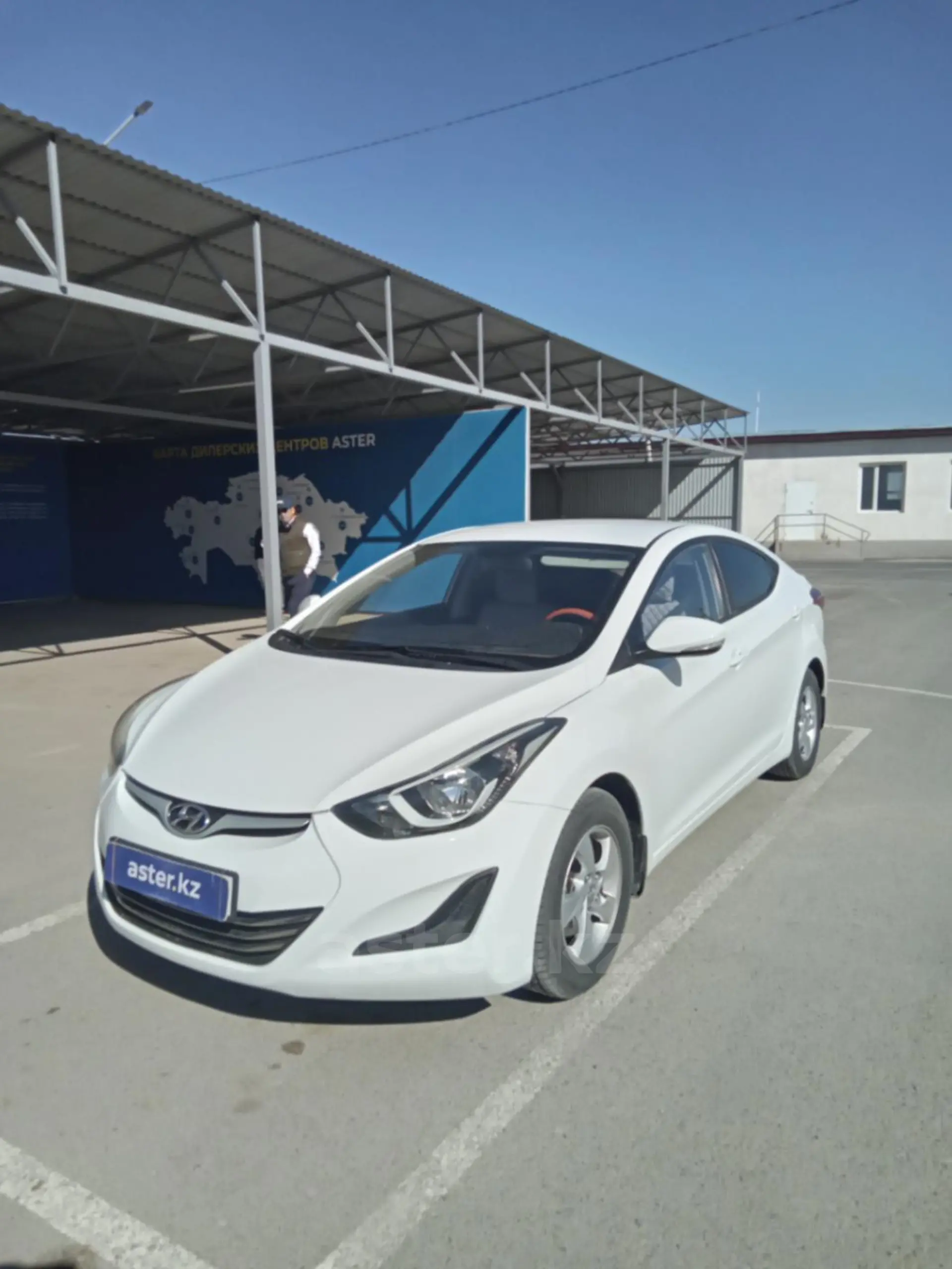 Hyundai Elantra 2014