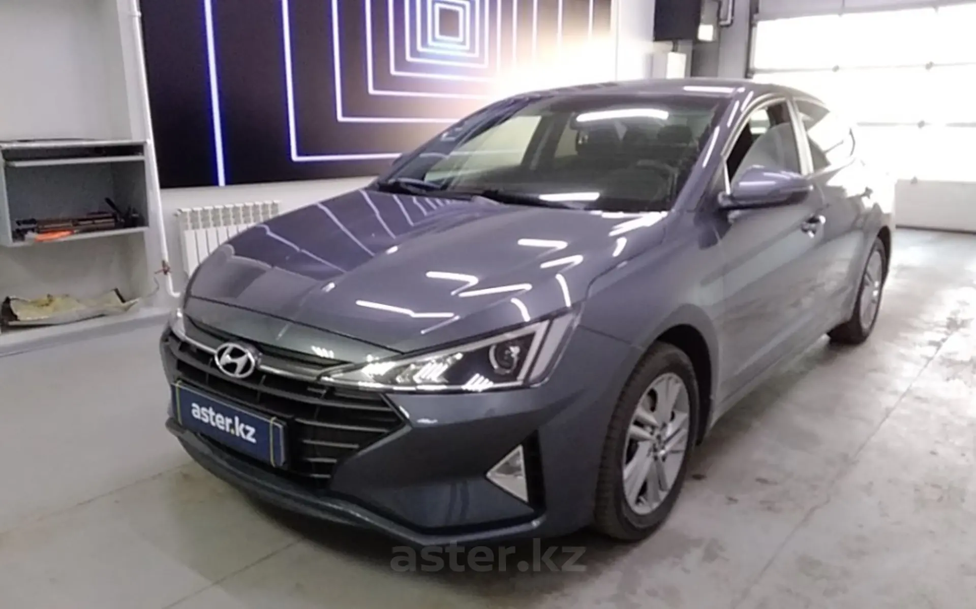 Hyundai Elantra 2019