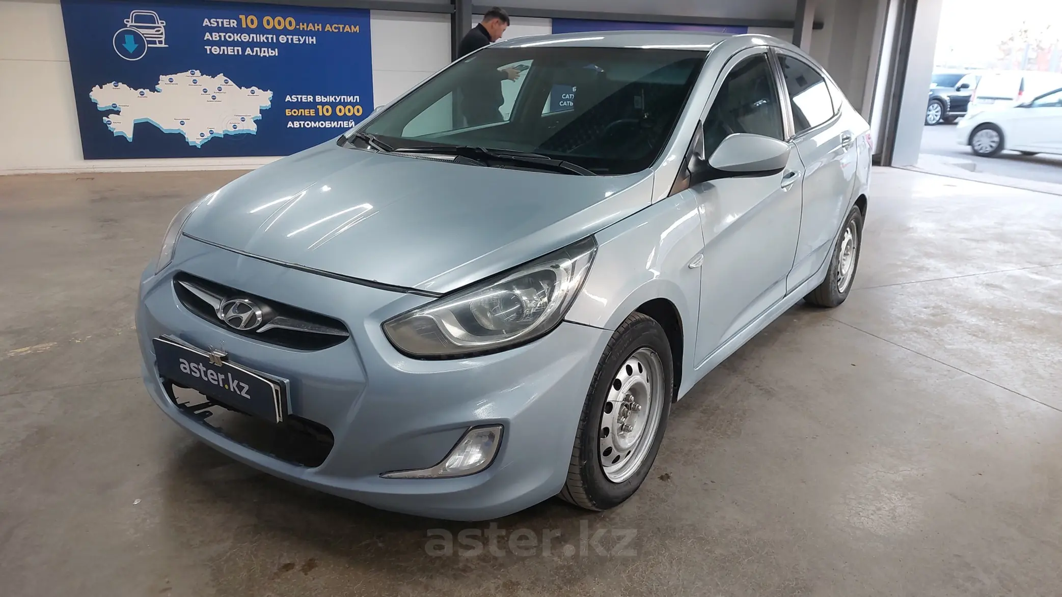 Hyundai Accent 2013