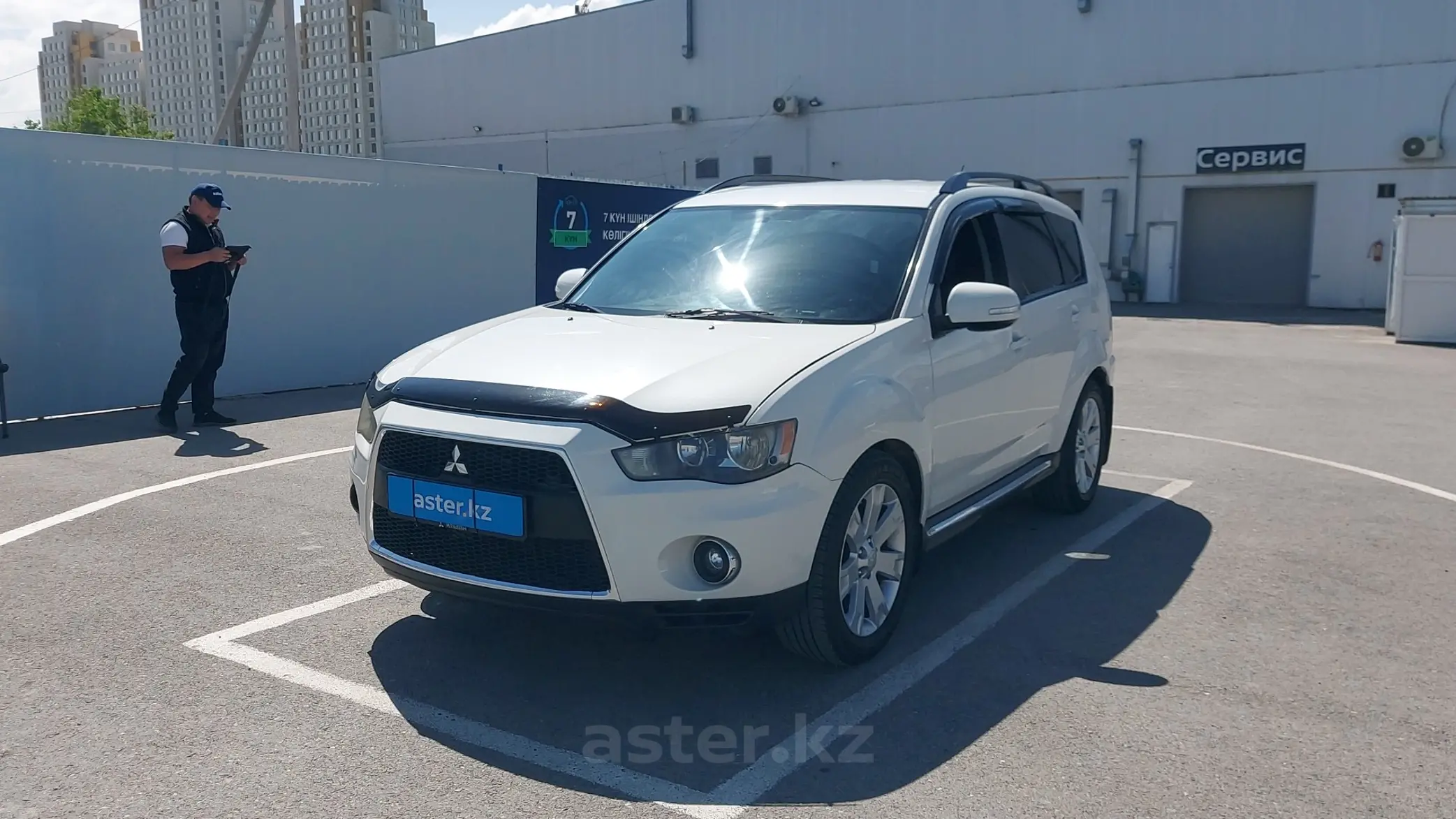 Mitsubishi Outlander 2010