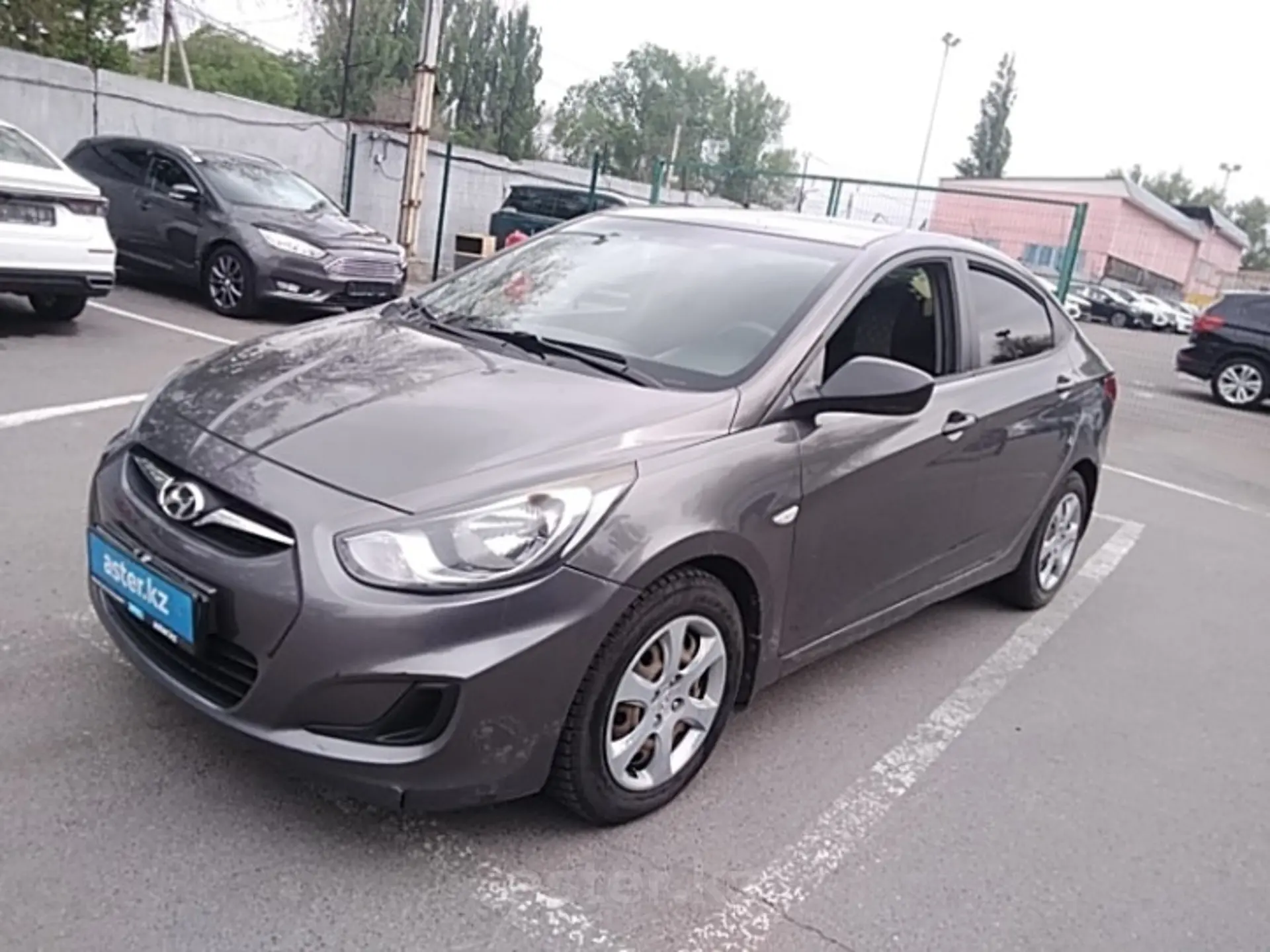 Hyundai Accent 2013