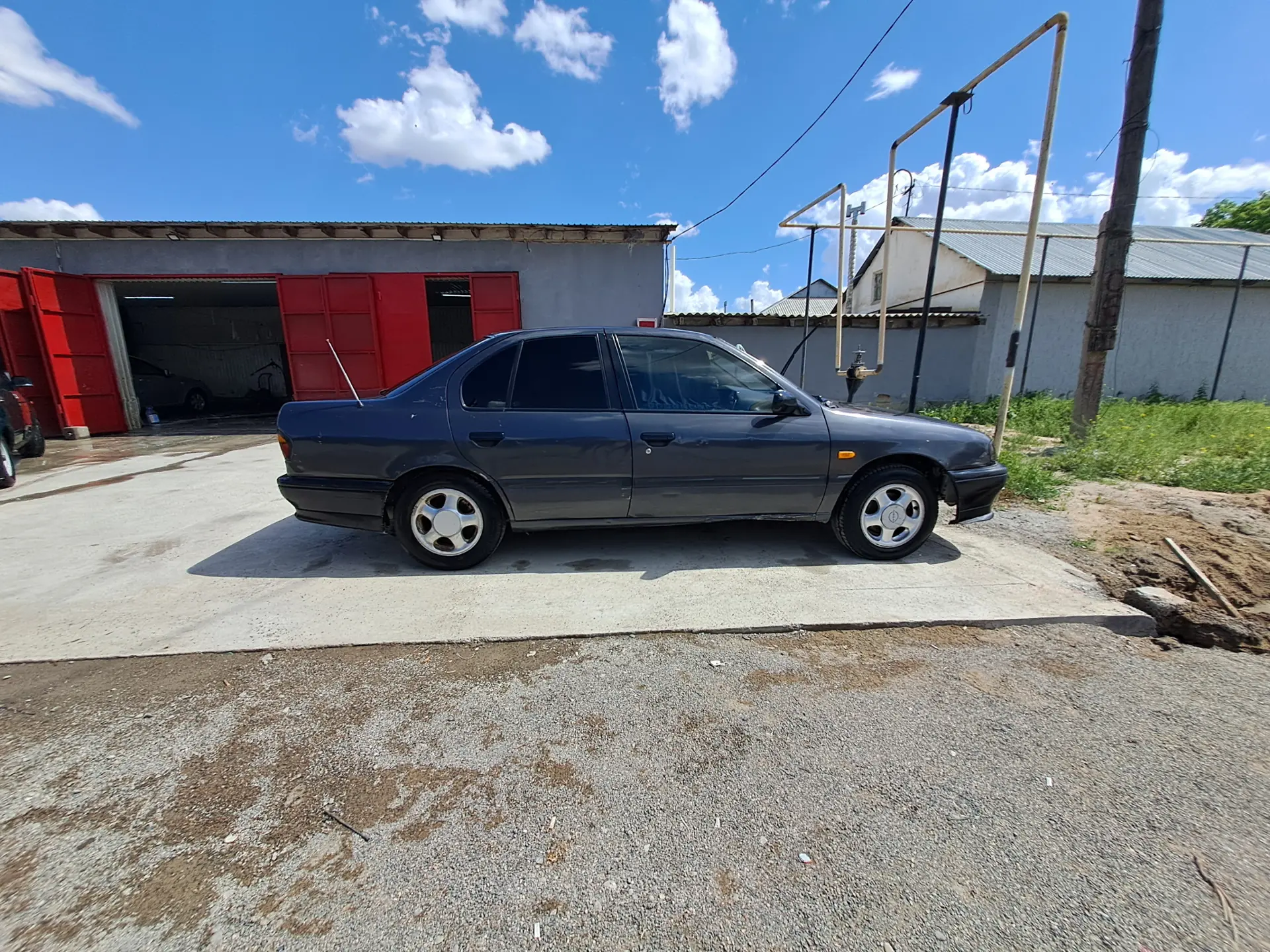 Nissan Primera 1995