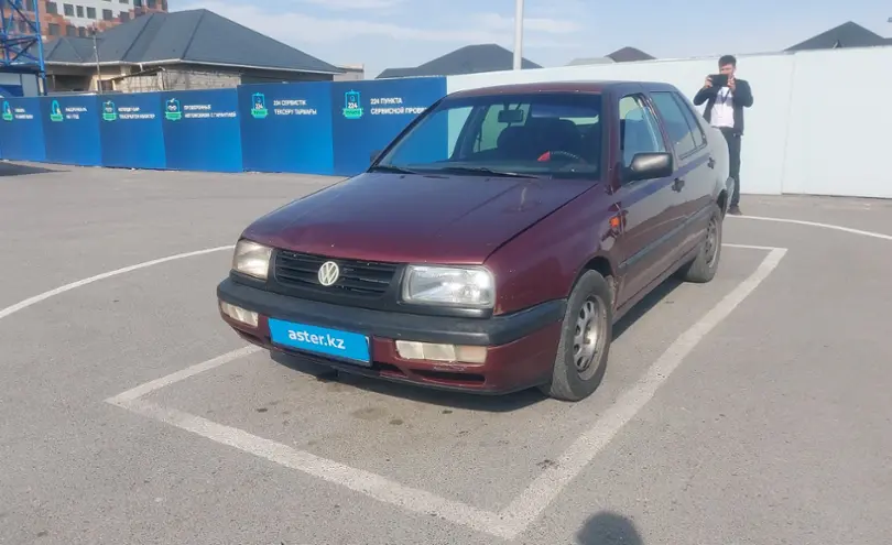 Volkswagen Vento 1994 года за 1 200 000 тг. в Шымкент