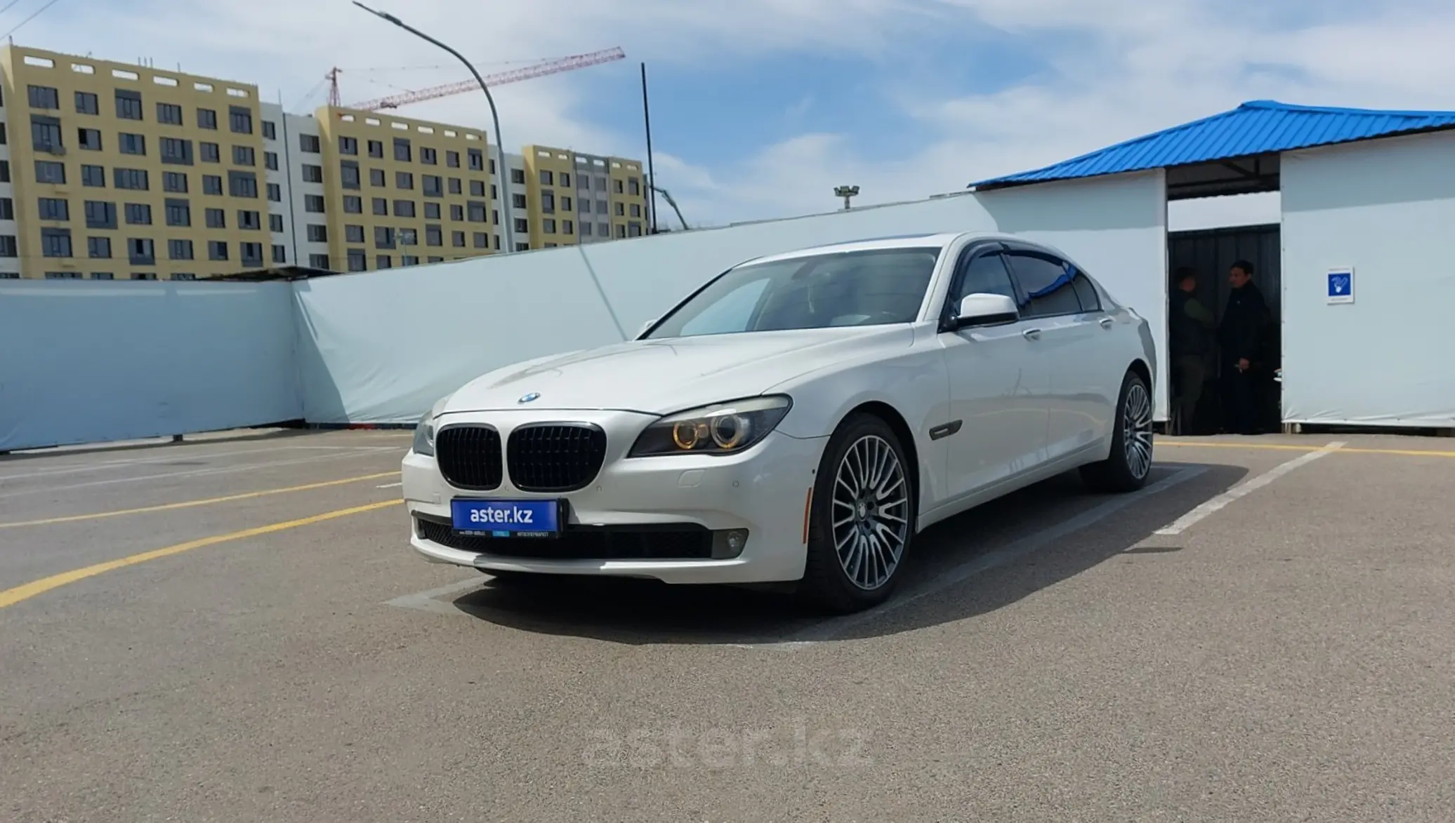 BMW 7 серии 2009