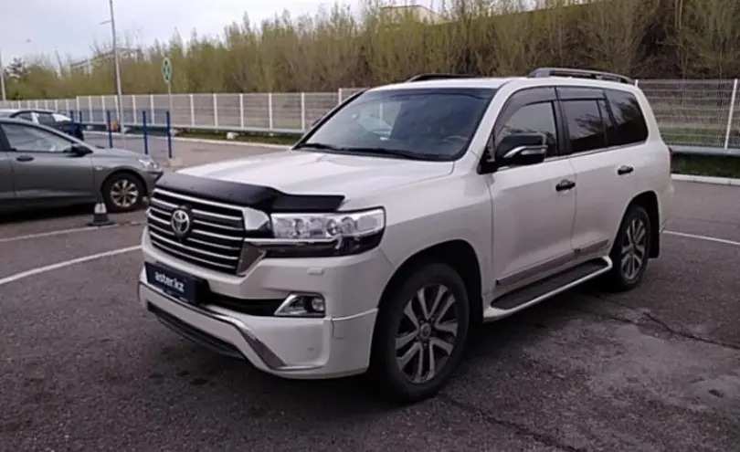 Toyota Land Cruiser 2018 года за 25 000 000 тг. в Усть-Каменогорск