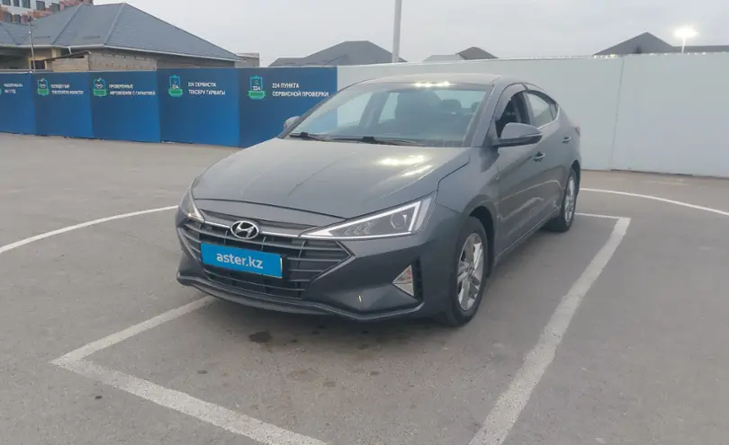 Hyundai Elantra 2019 года за 8 500 000 тг. в Шымкент
