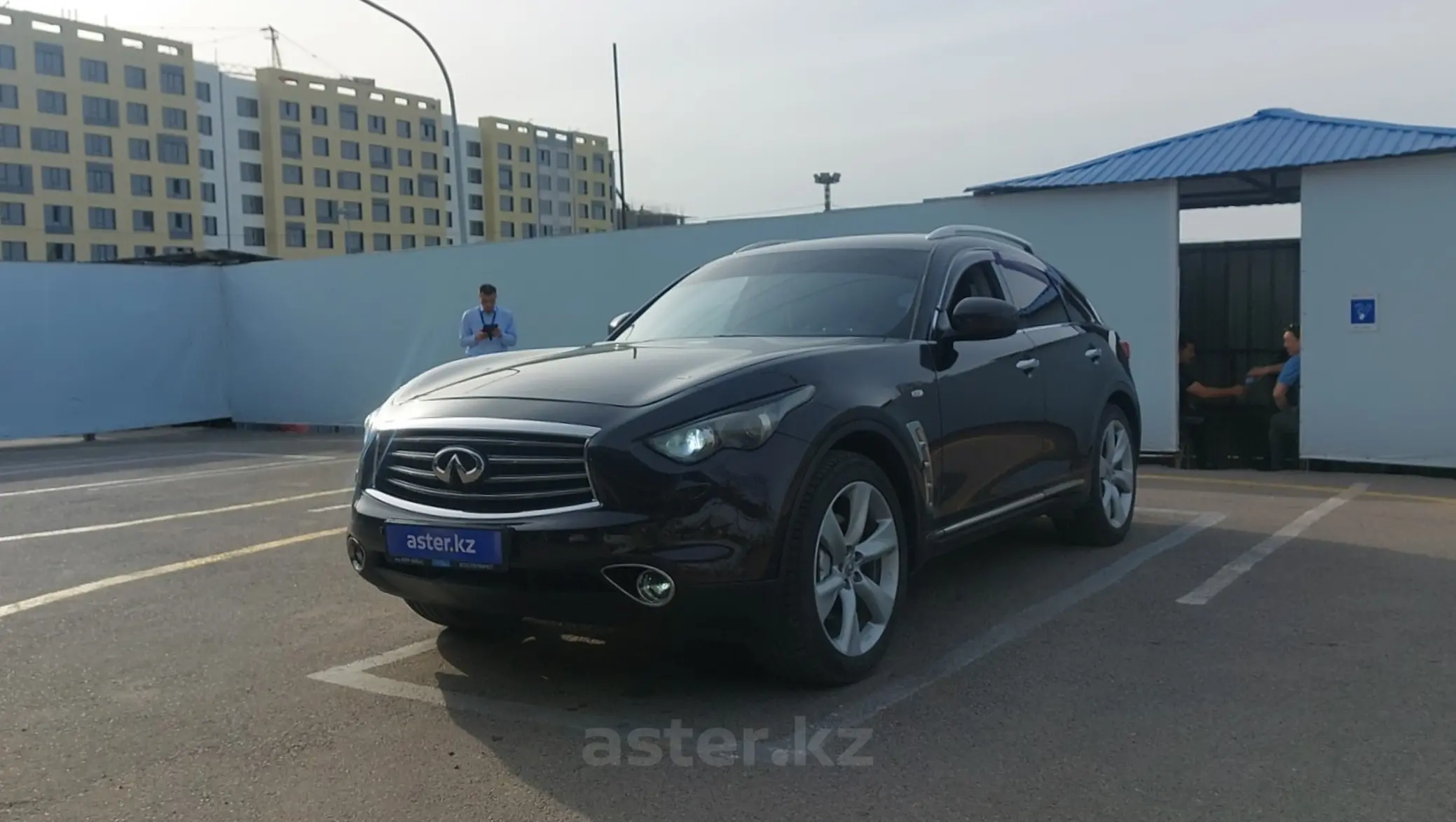 Infiniti FX 2010