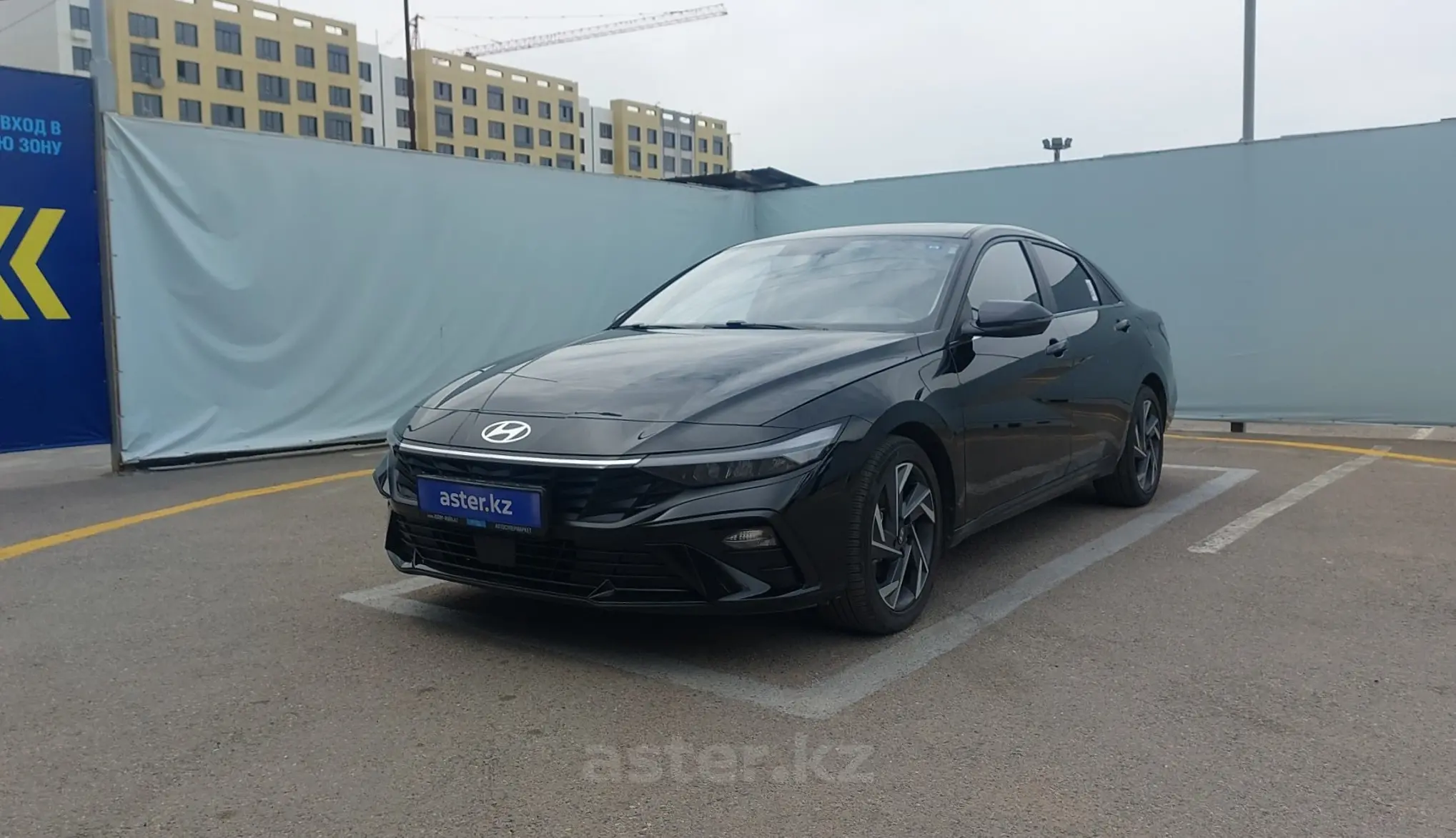 Hyundai Elantra 2023