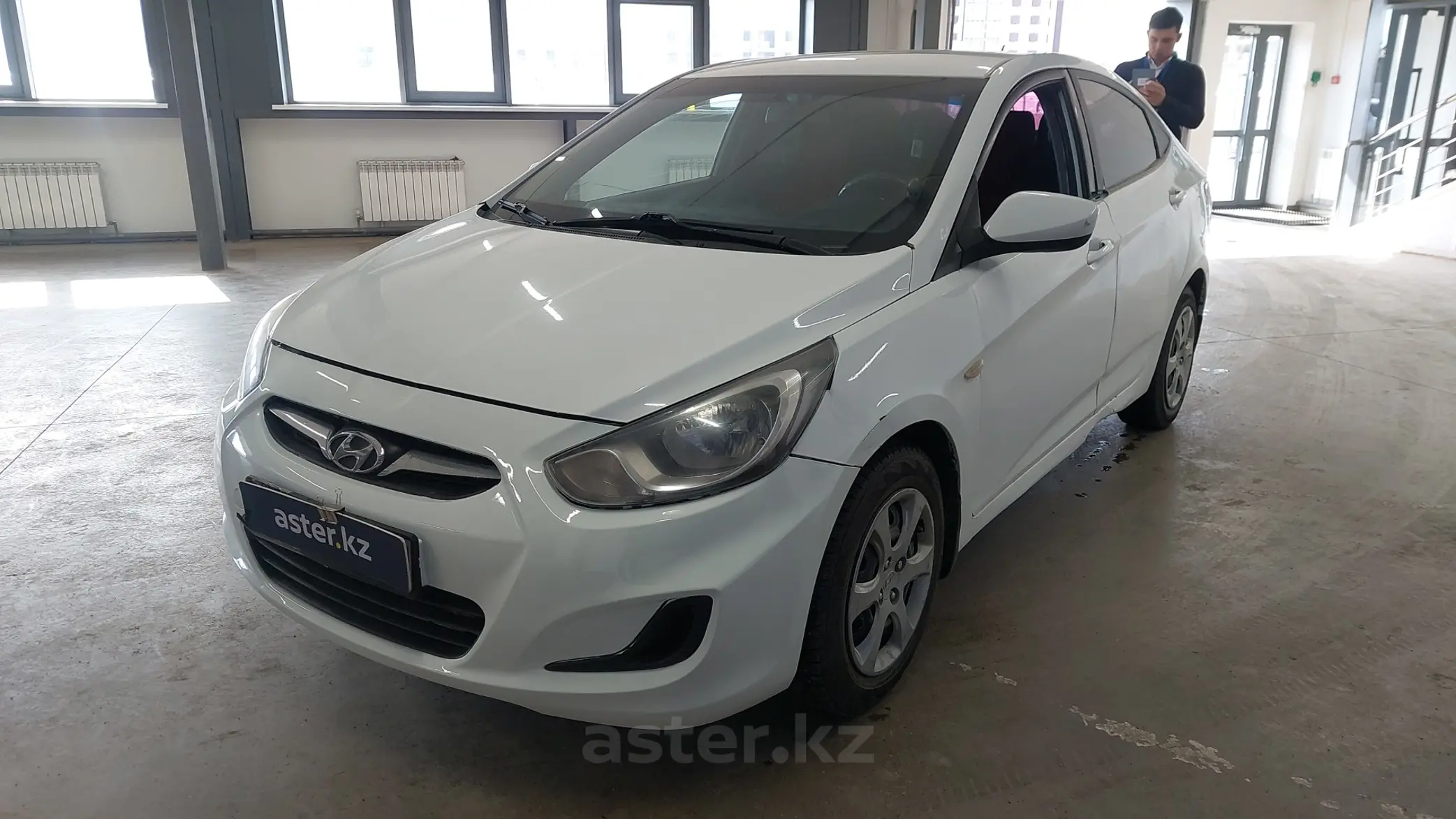 Hyundai Accent 2013