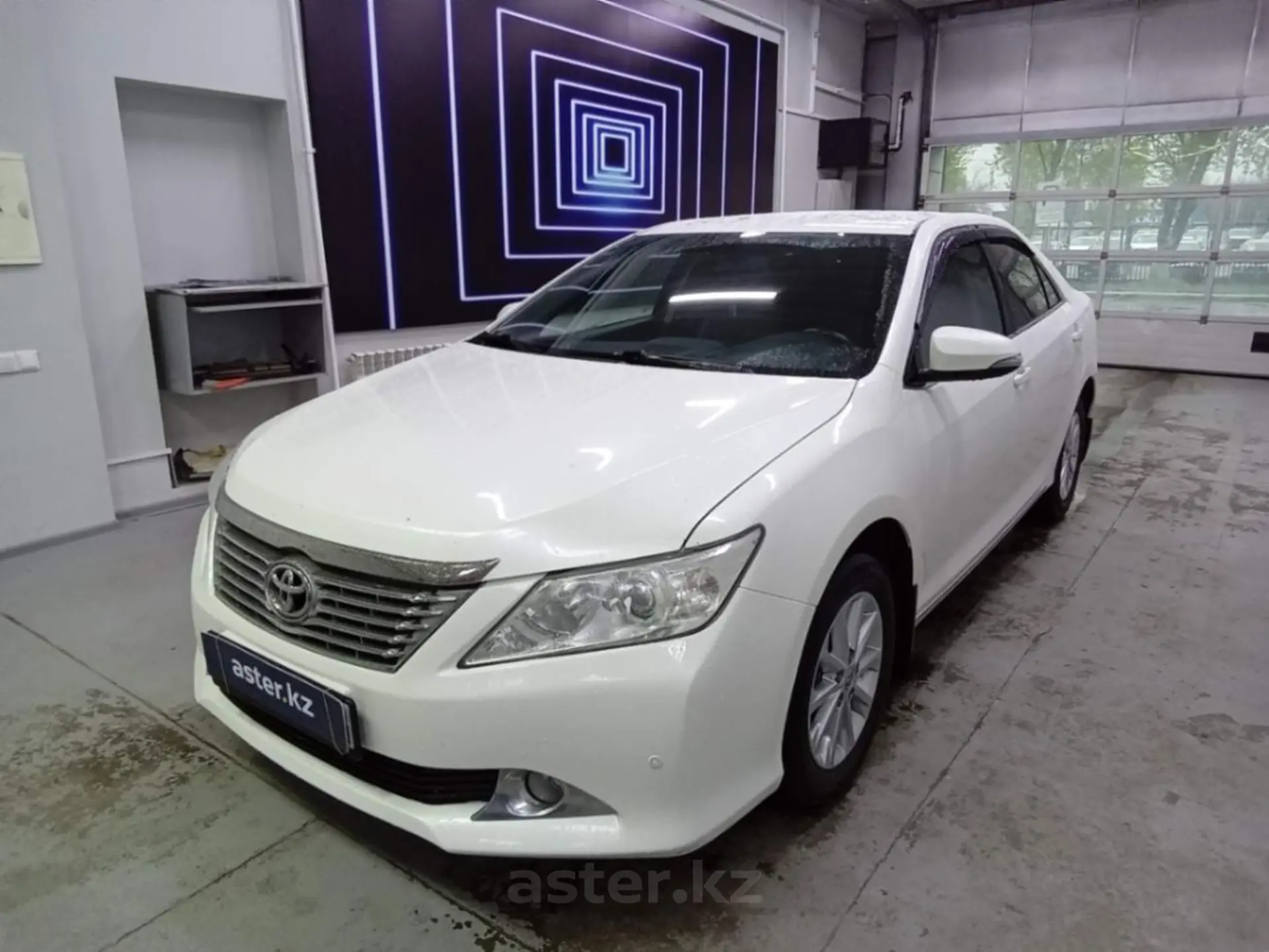 Toyota Camry 2014