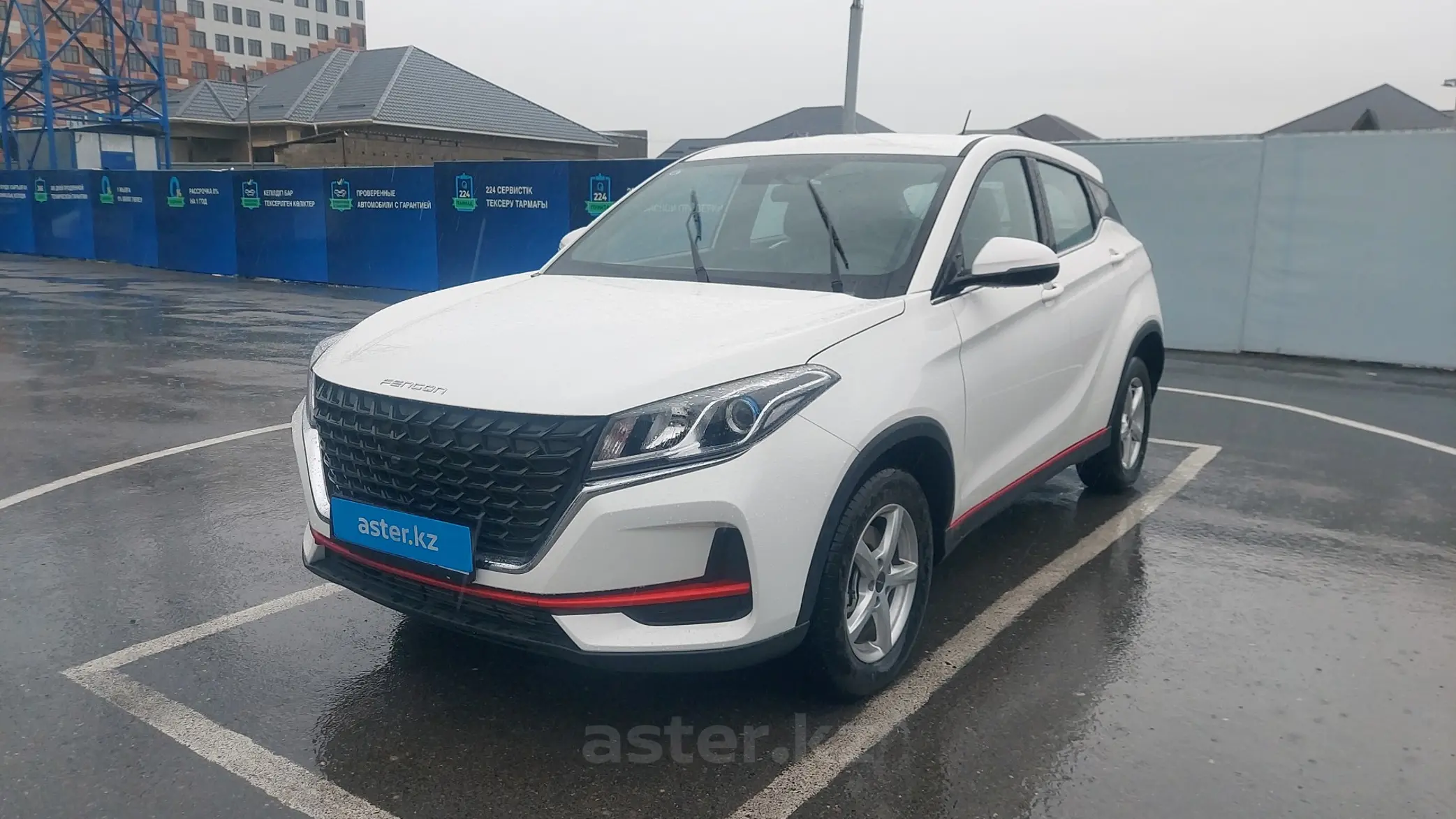 DongFeng Fengon E5 2022