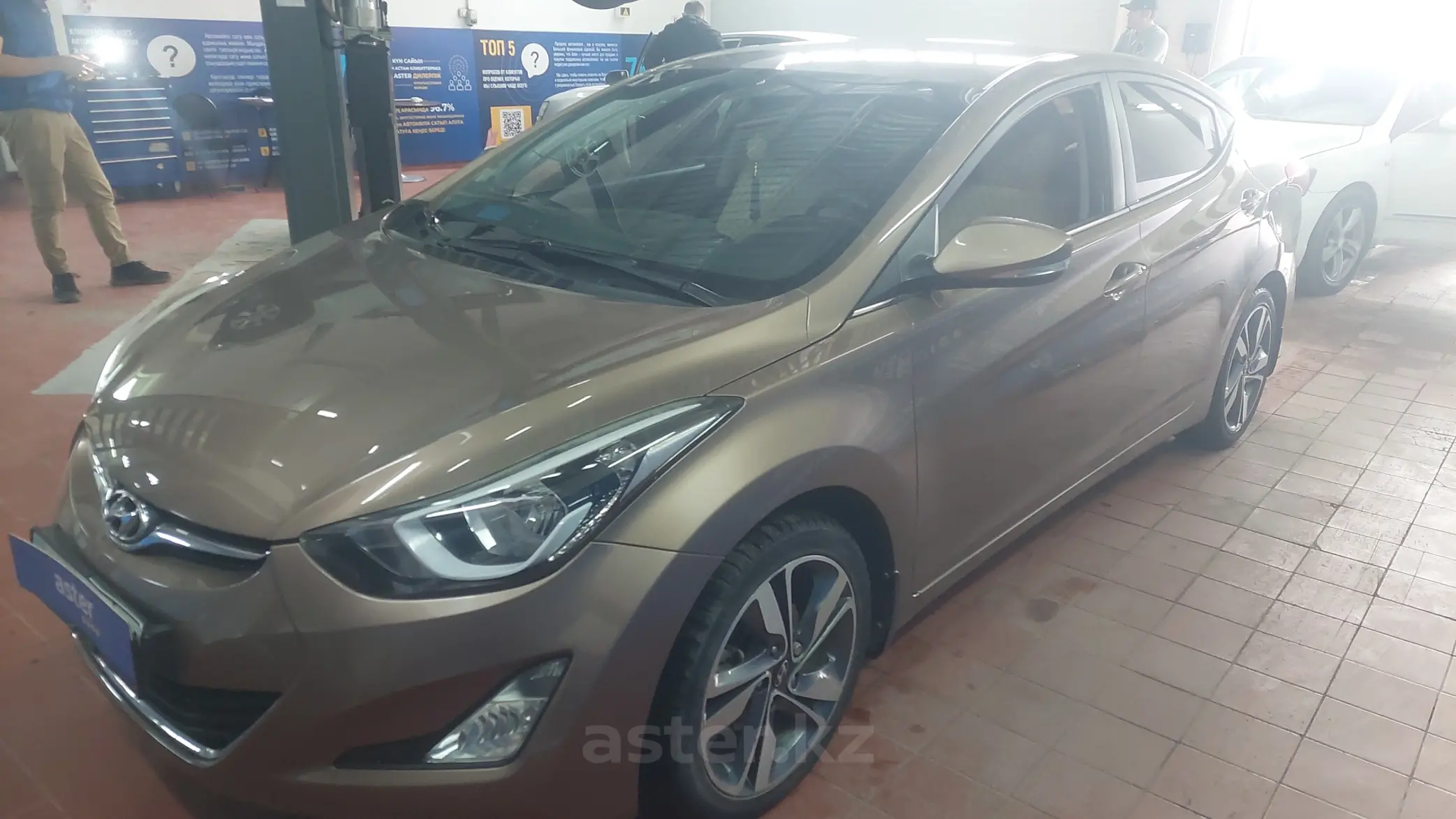 Hyundai Elantra 2016