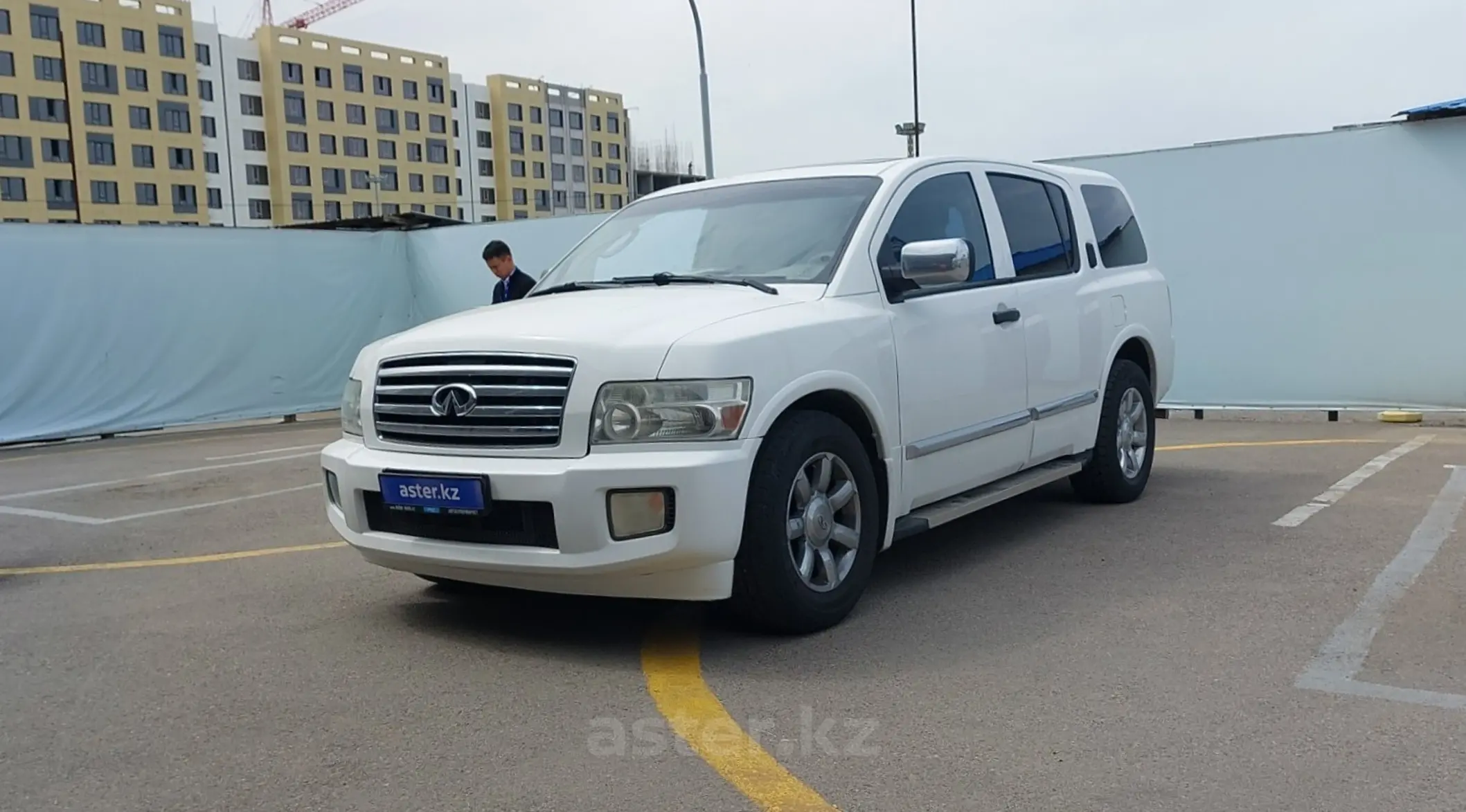 Infiniti QX56 2005