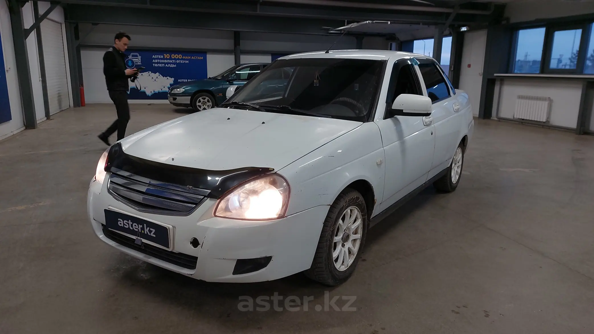 LADA (ВАЗ) Priora 2012