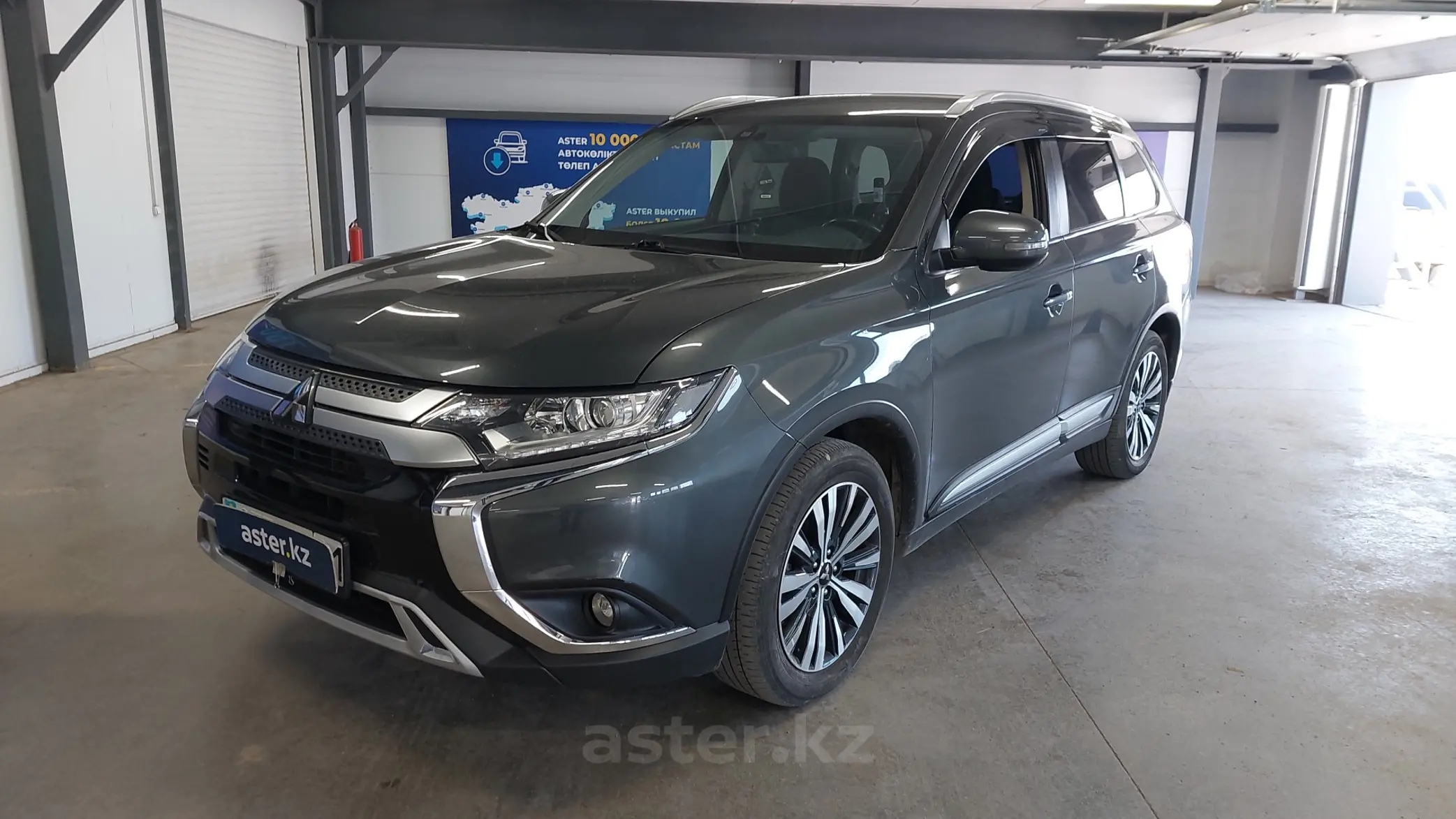 Mitsubishi Outlander 2020