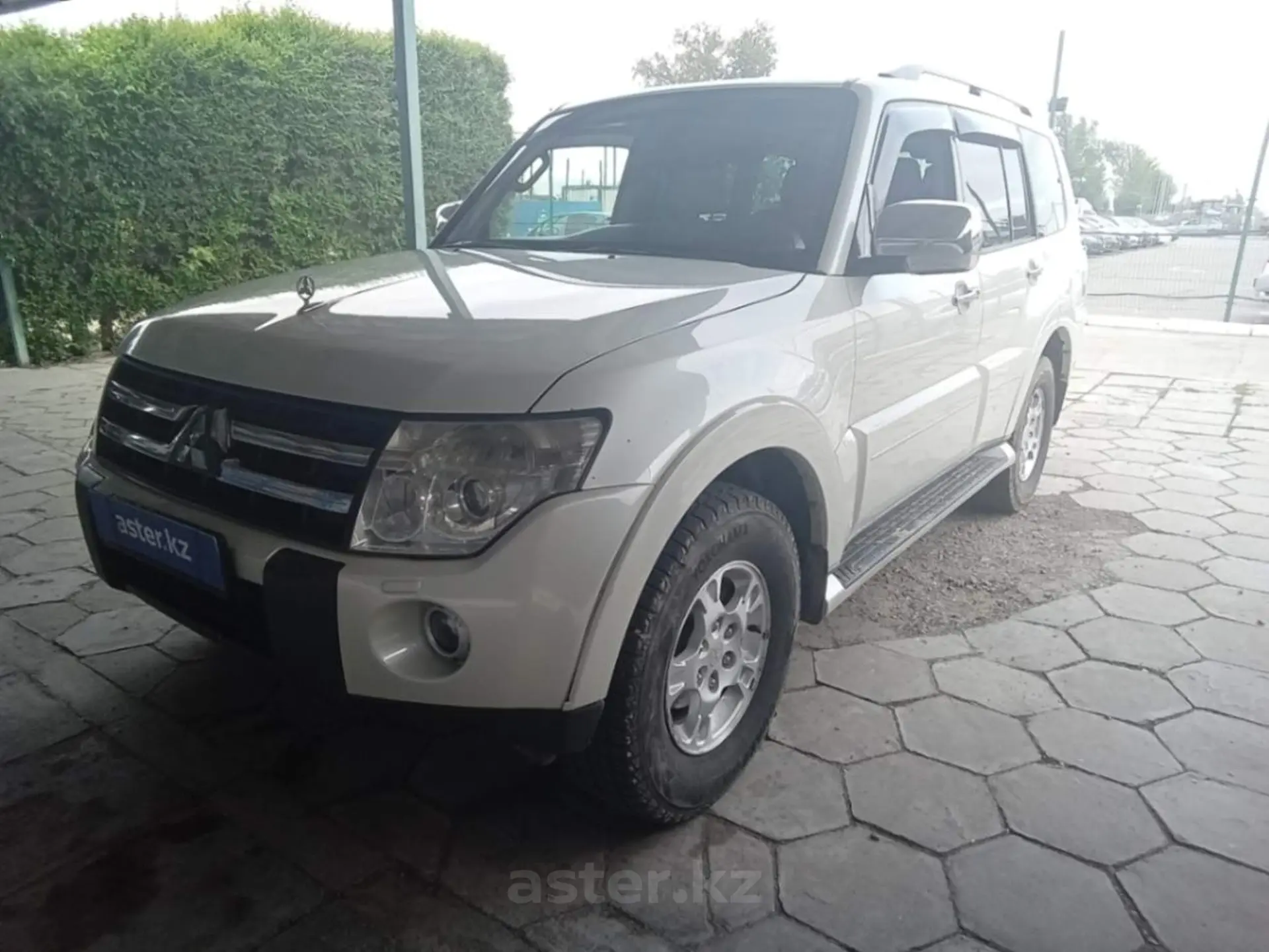 Mitsubishi Pajero 2007