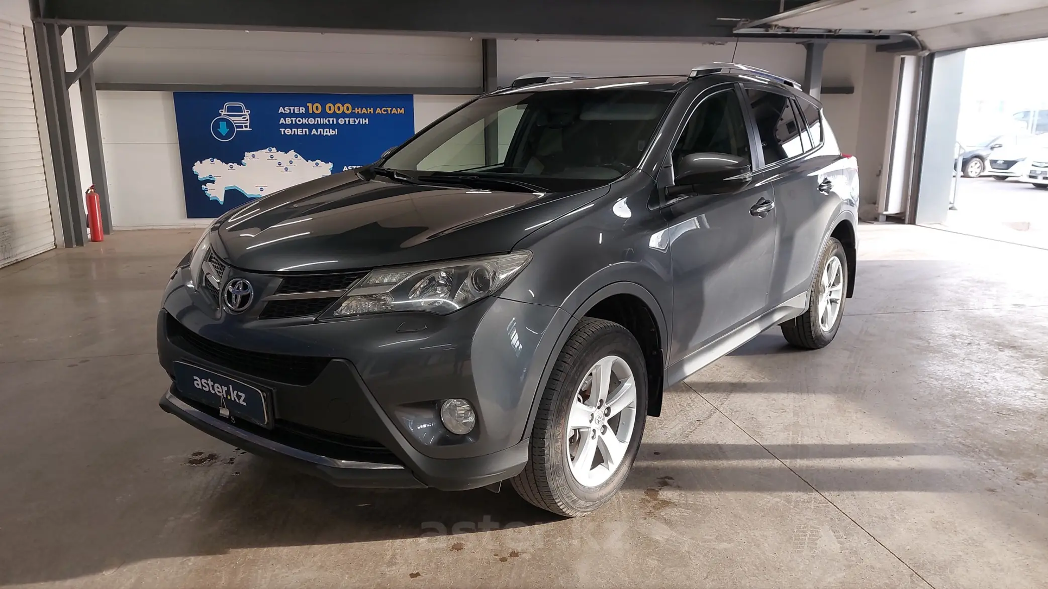 Toyota RAV4 2013