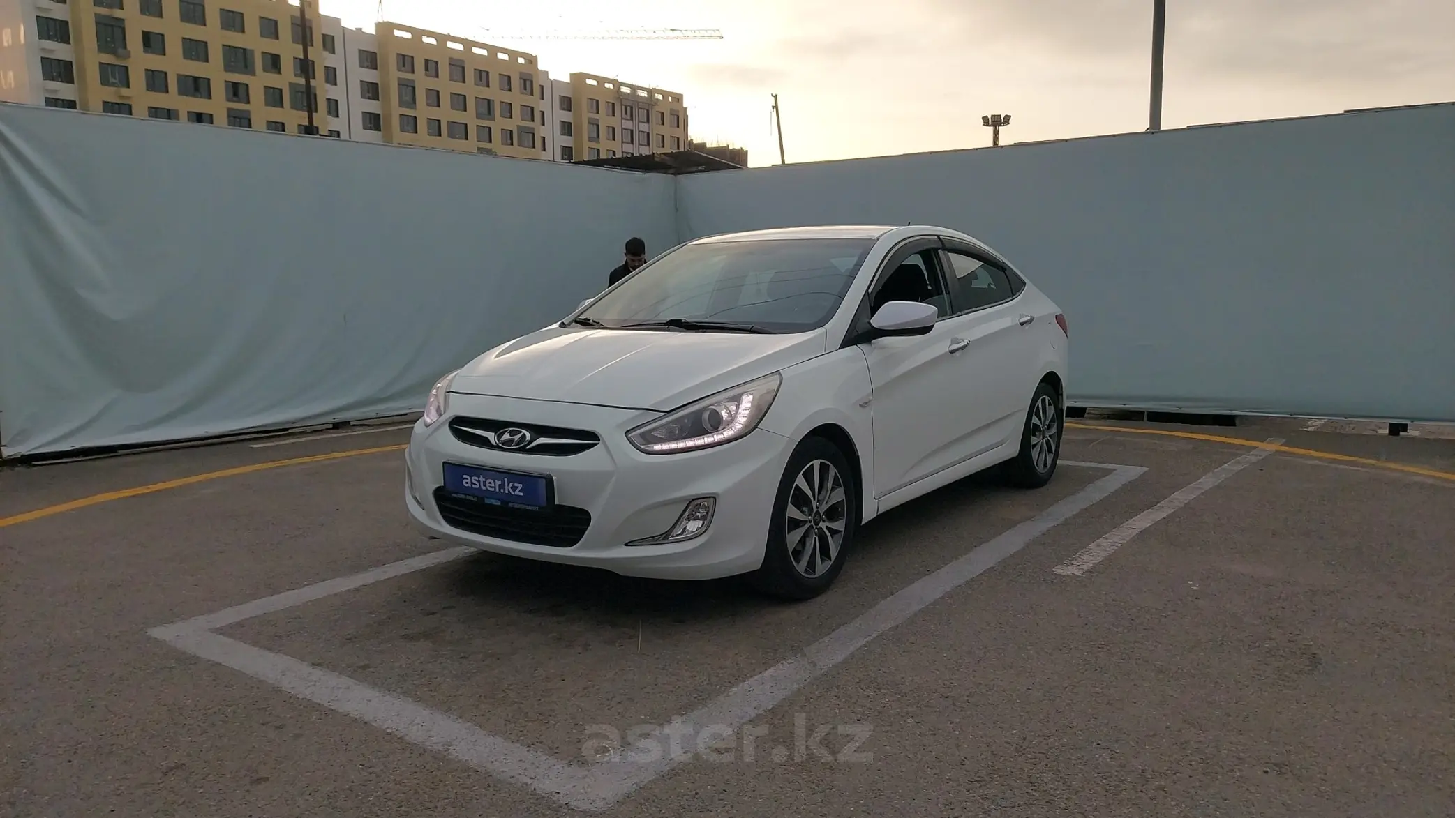 Hyundai Accent 2013