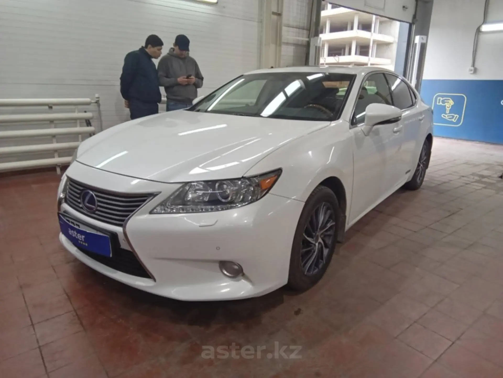 Lexus ES 2012