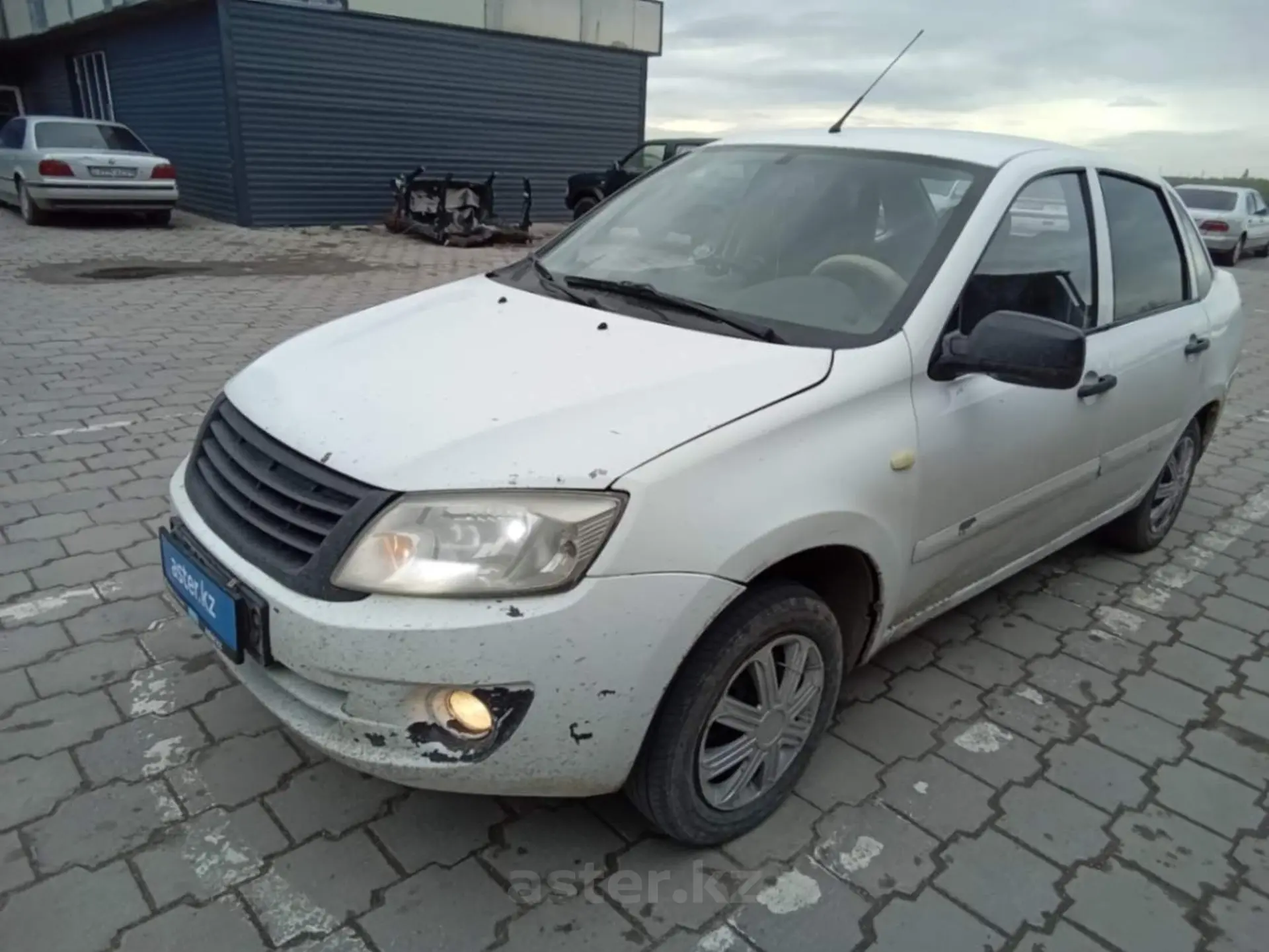 LADA (ВАЗ) Granta 2013